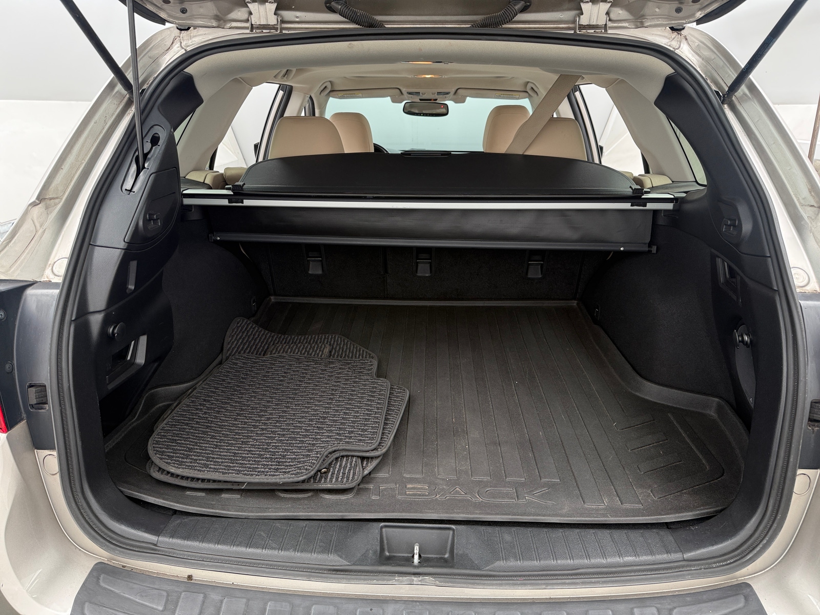 Thumbnail: 2016 Subaru Outback - 6
