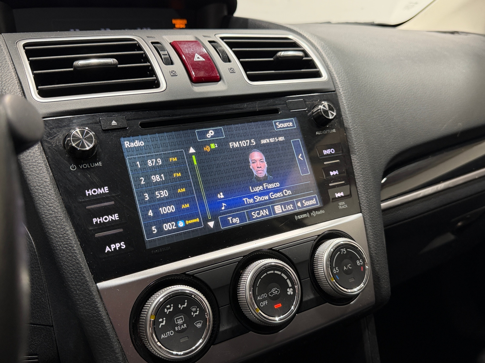 Thumbnail: 2016 Subaru Crosstrek - 3