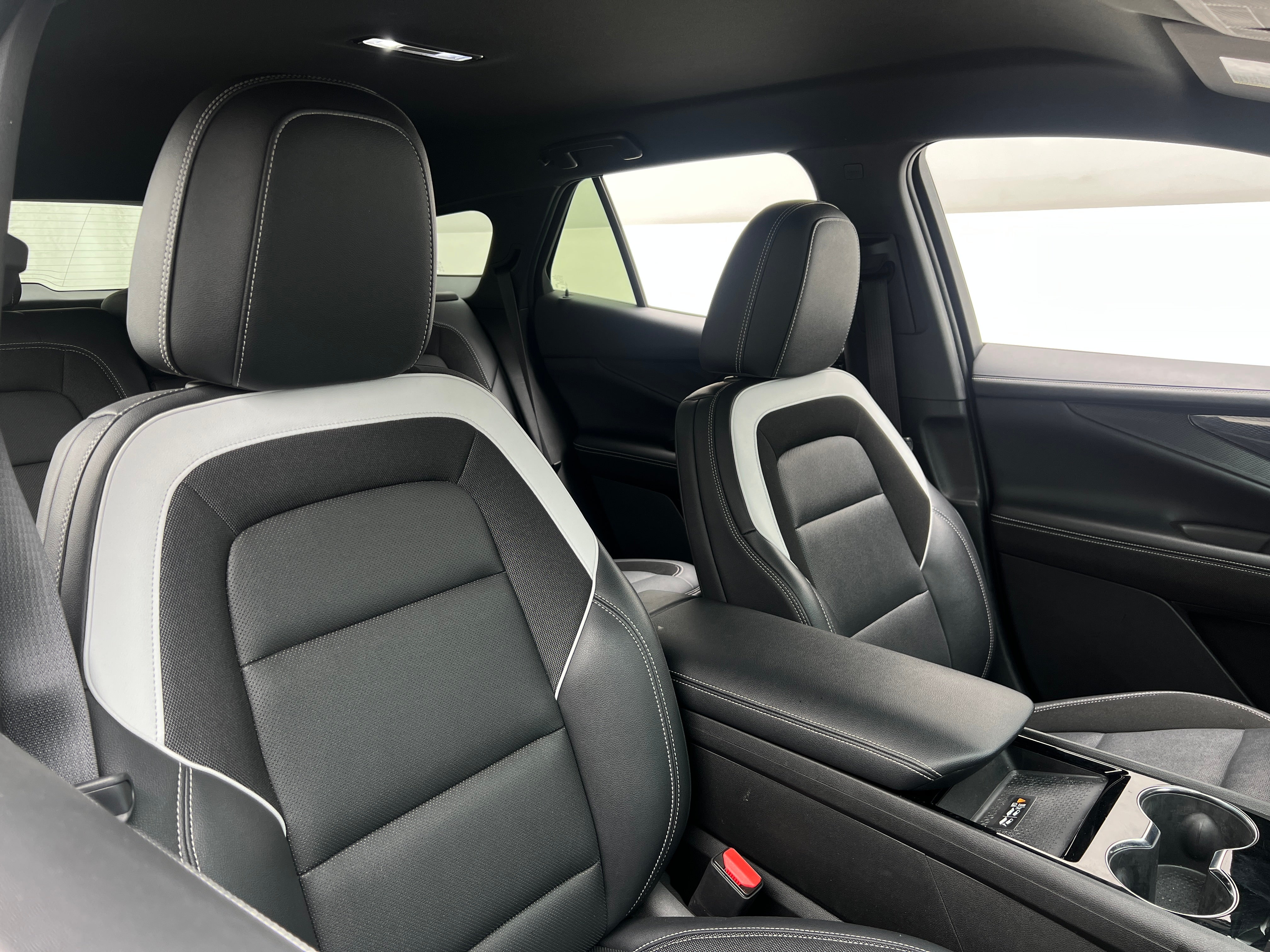 Used 2024 Chevrolet Blazer EV LT with VIN 3GNKDBRJ2RS215008 for sale in Auburn, WA