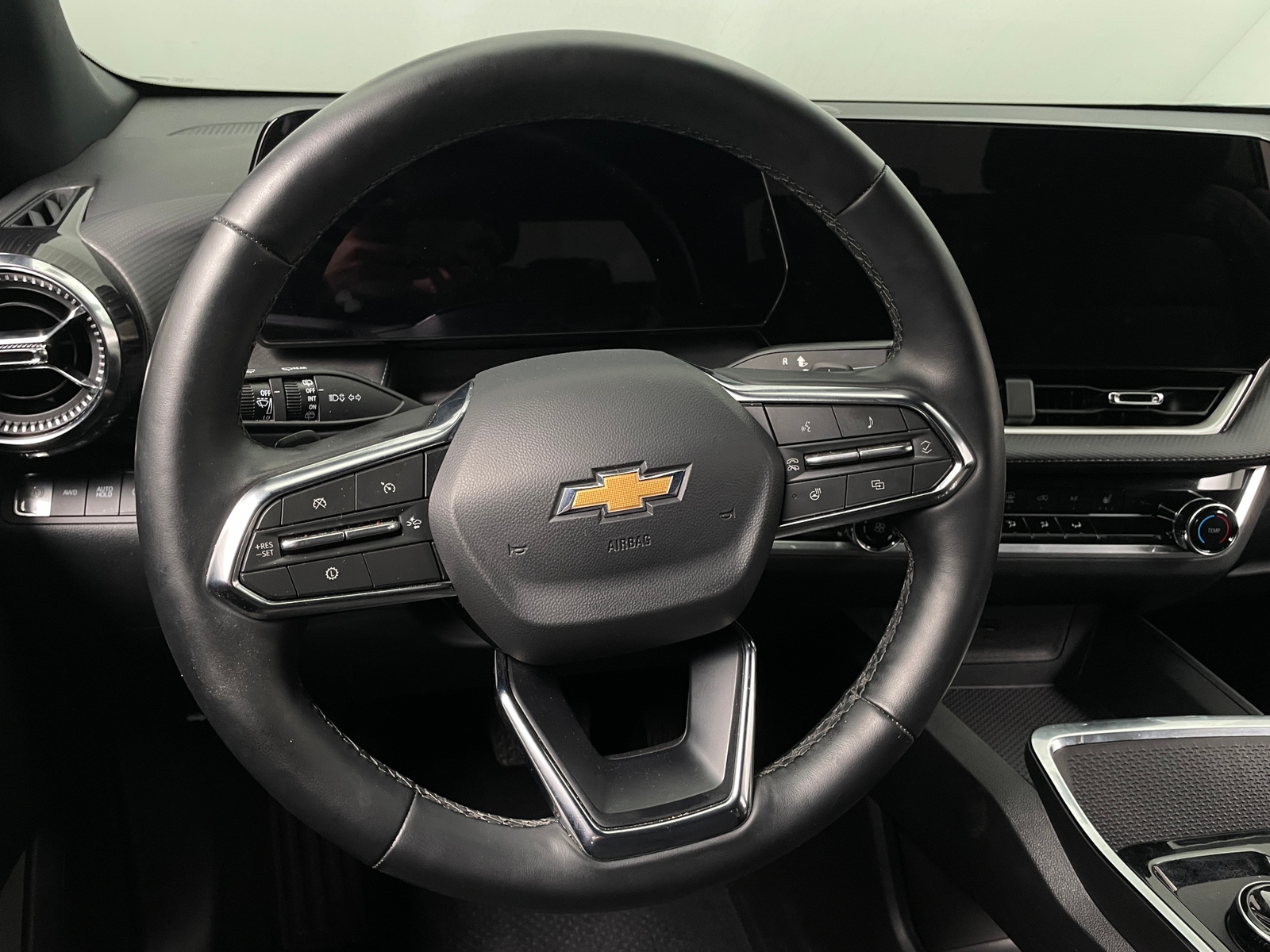 Thumbnail: 2026 Chevrolet Equinox - 5
