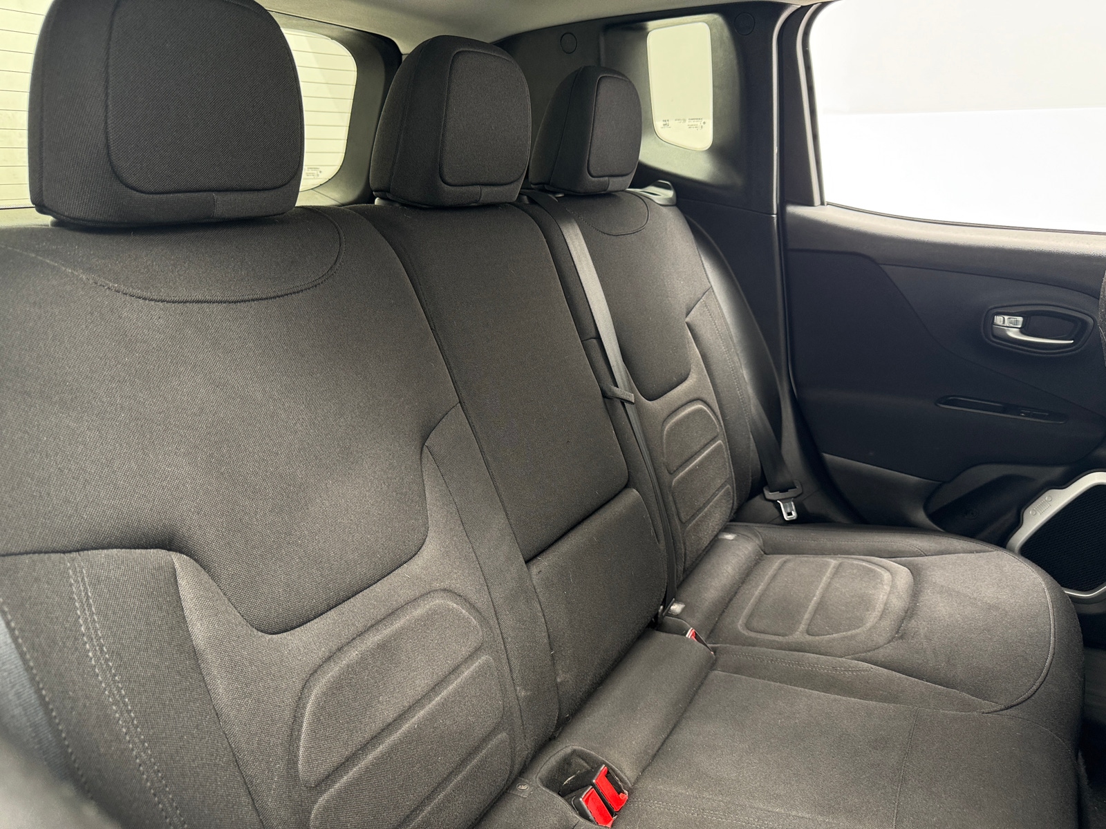 Thumbnail: 2019 Jeep Renegade - 6
