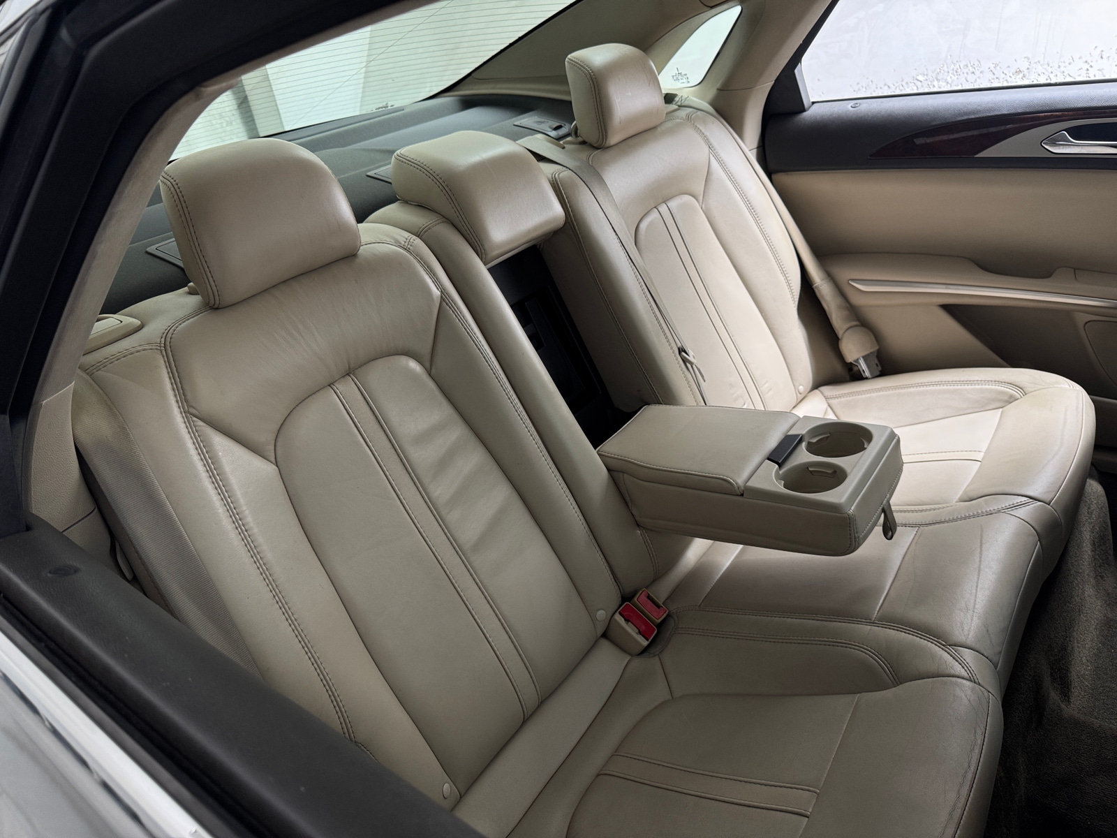 Thumbnail: 2016 Lincoln MKZ - 5