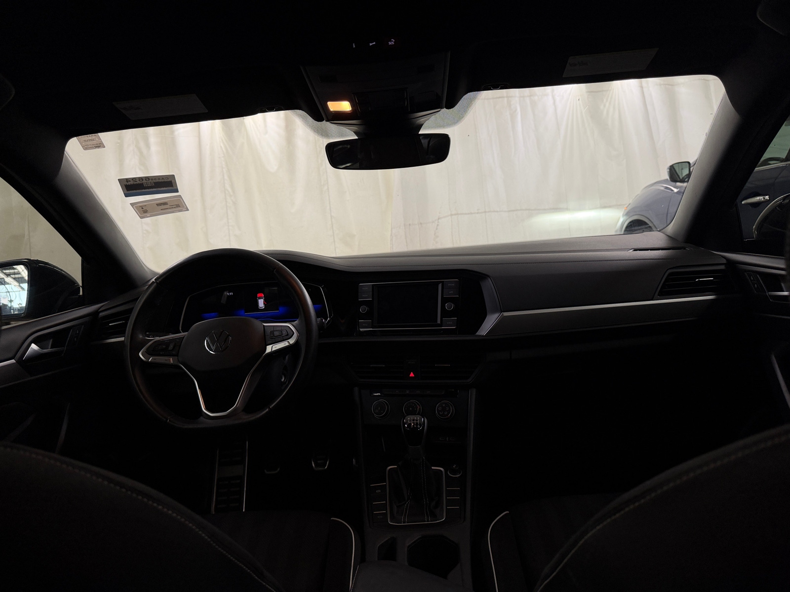 Thumbnail: 2023 Volkswagen Jetta - 3