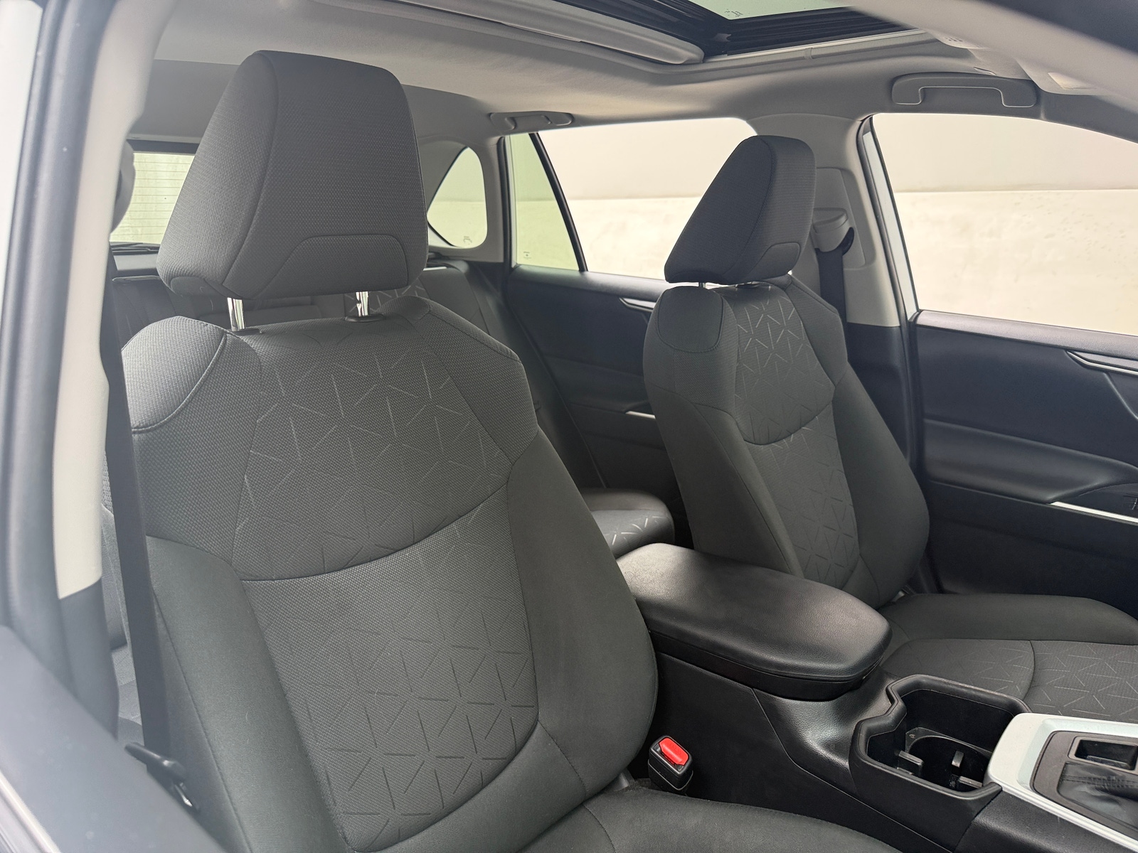Thumbnail: 2024 Toyota RAV4 - 2