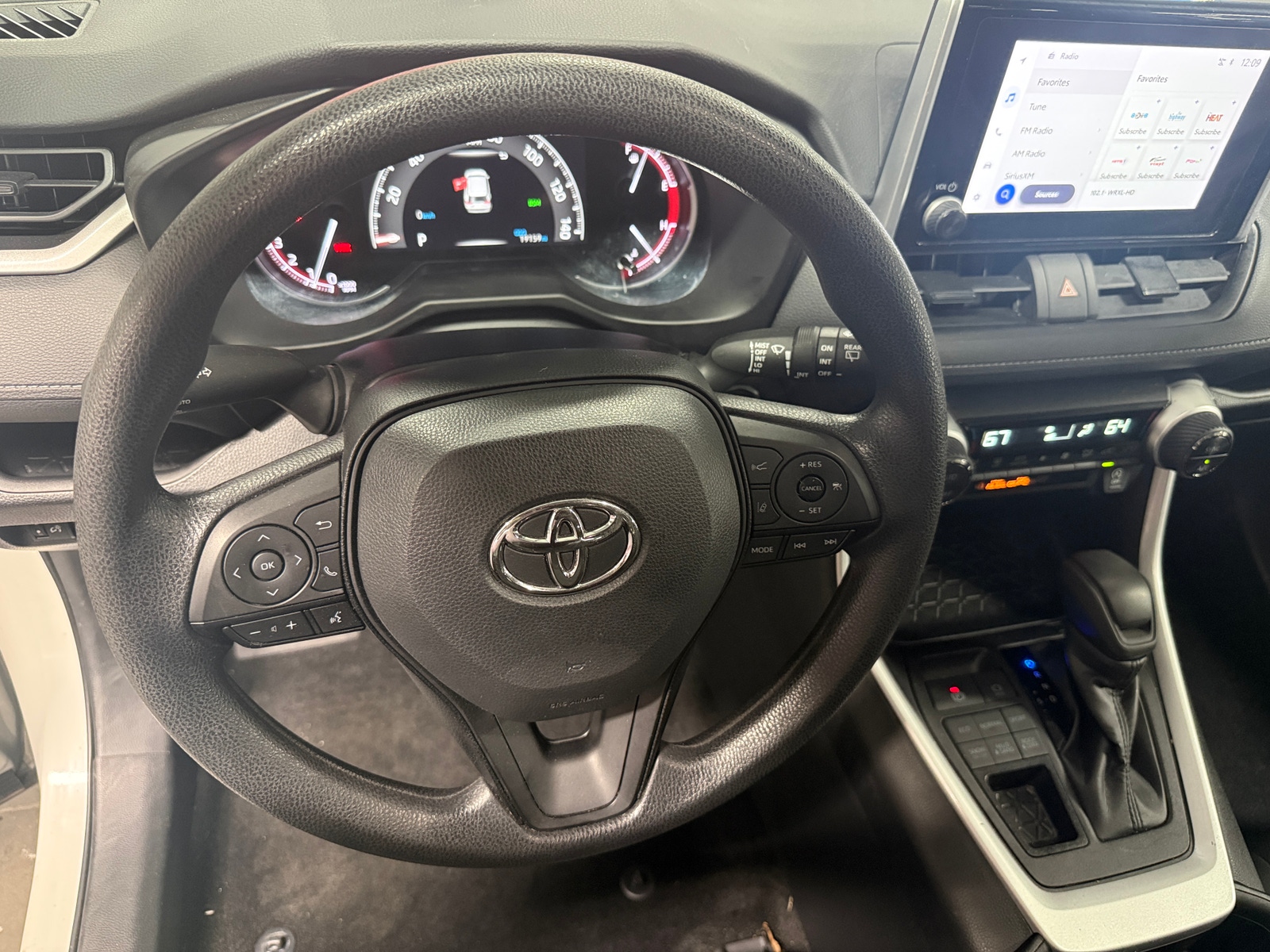 Thumbnail: 2024 Toyota RAV4 - 5