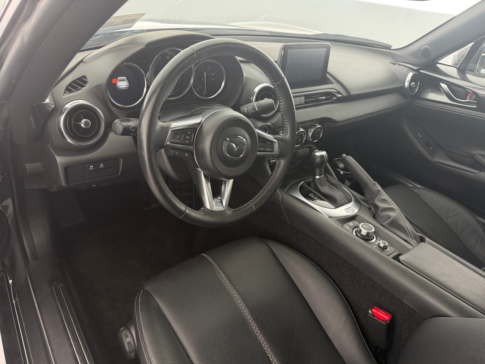 Thumbnail: 2021 Mazda MX-5 Miata - 2