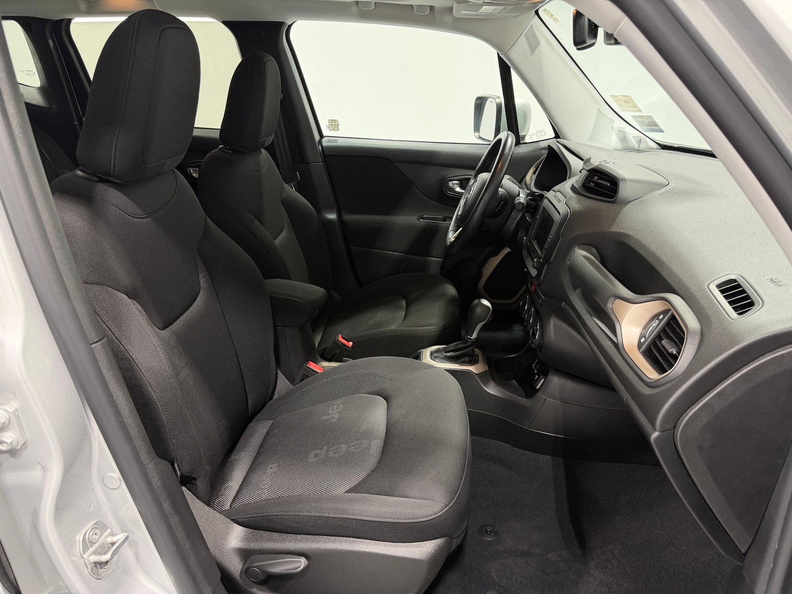 Thumbnail: 2016 Jeep Renegade - 2