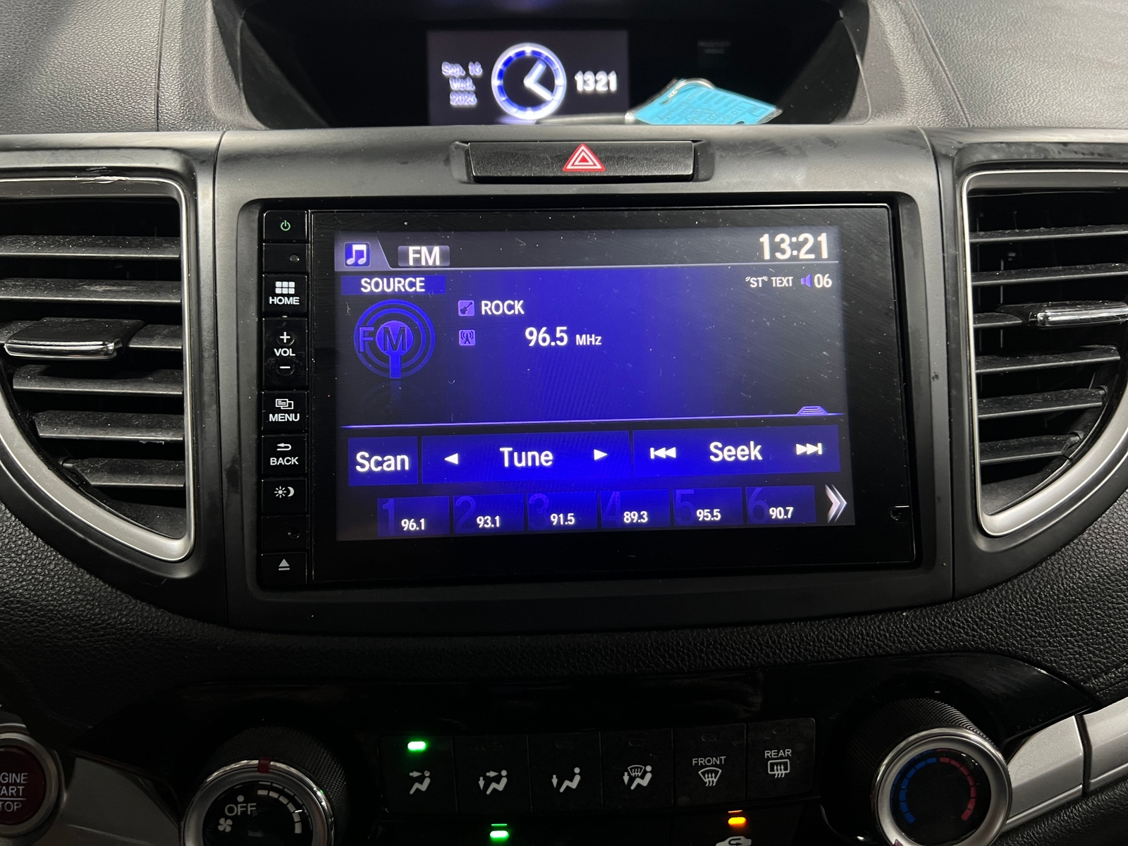 Thumbnail: 2015 Honda CR-V - 4