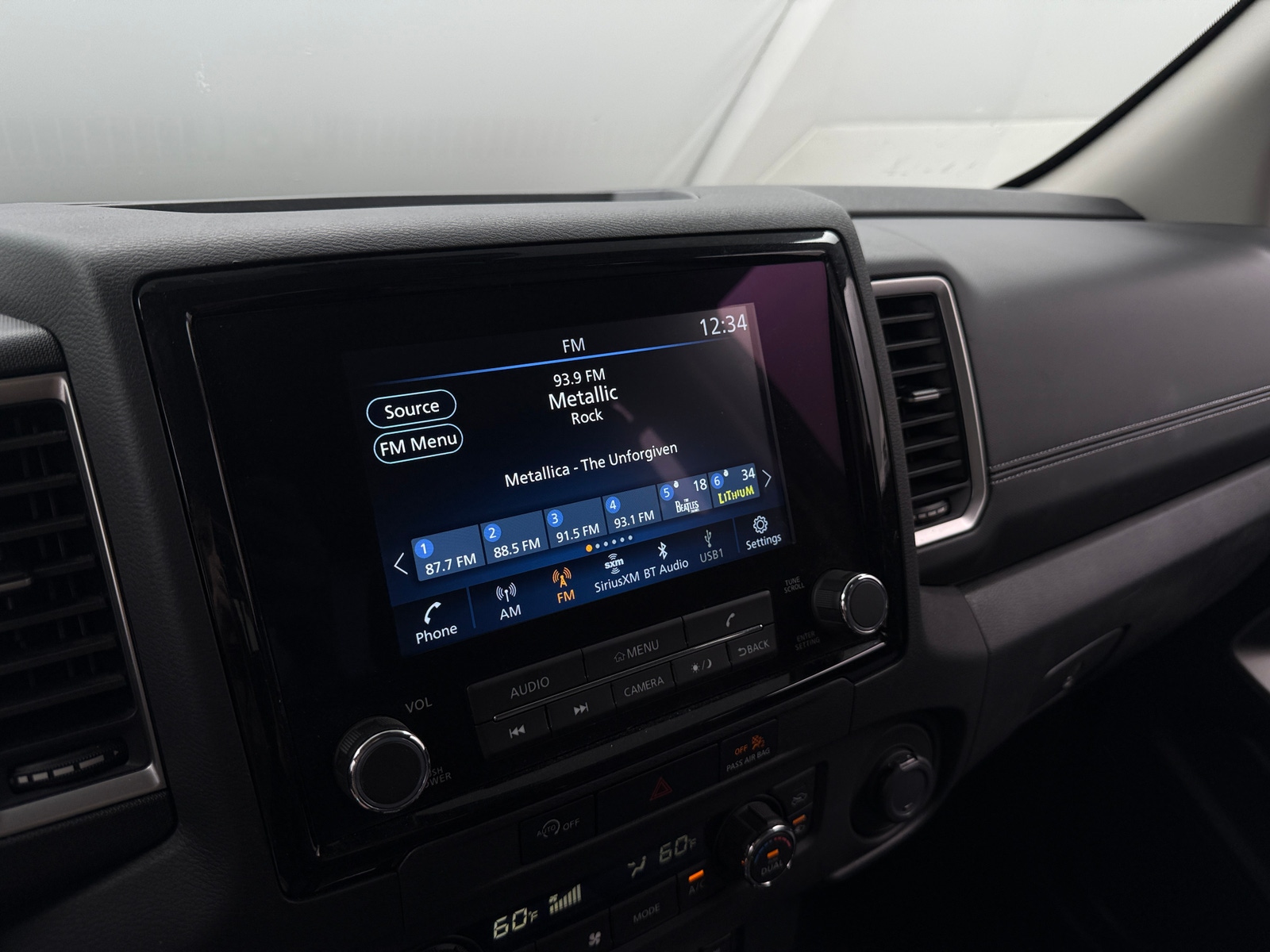 Thumbnail: 2023 Nissan Frontier - 4