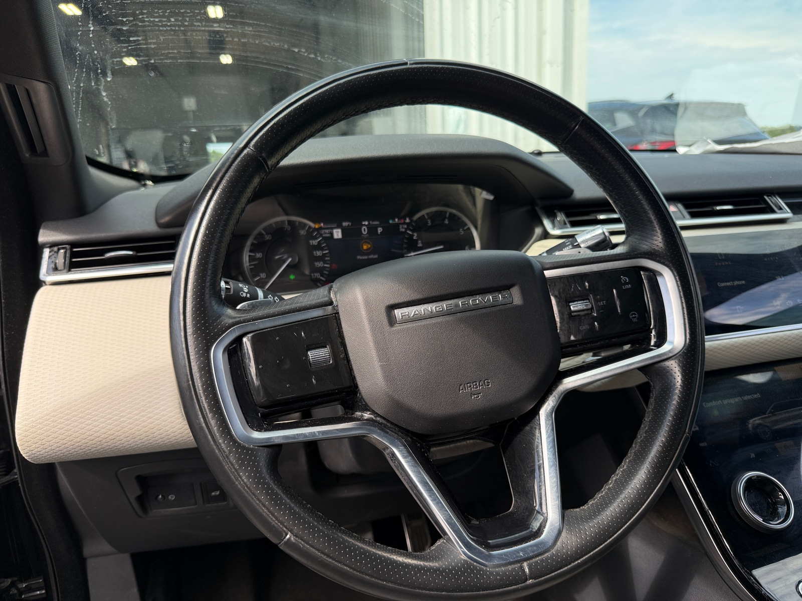 Thumbnail: 2022 Land Rover Range Rover Velar - 5