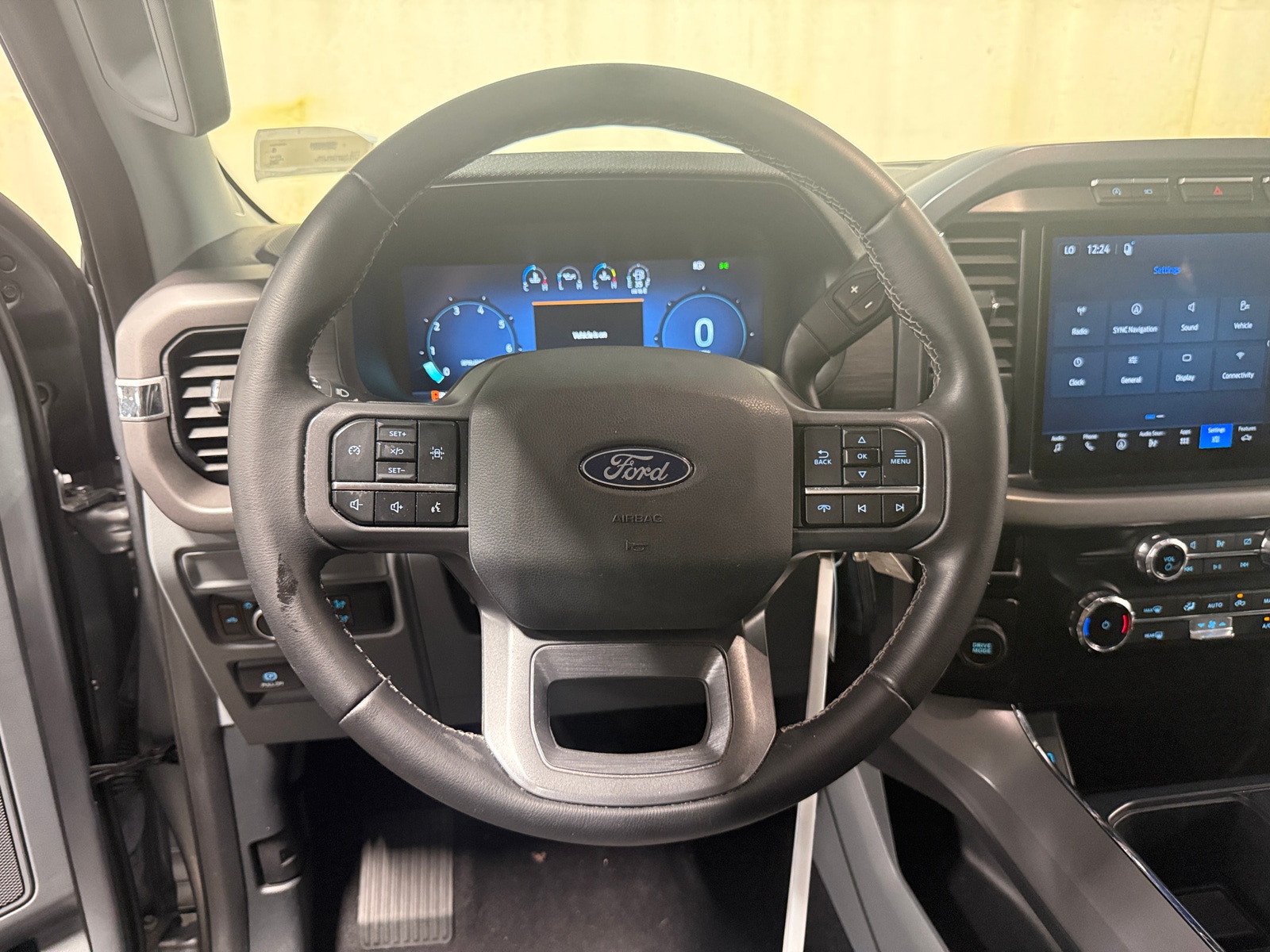 Thumbnail: 2024 Ford Econoline - 5