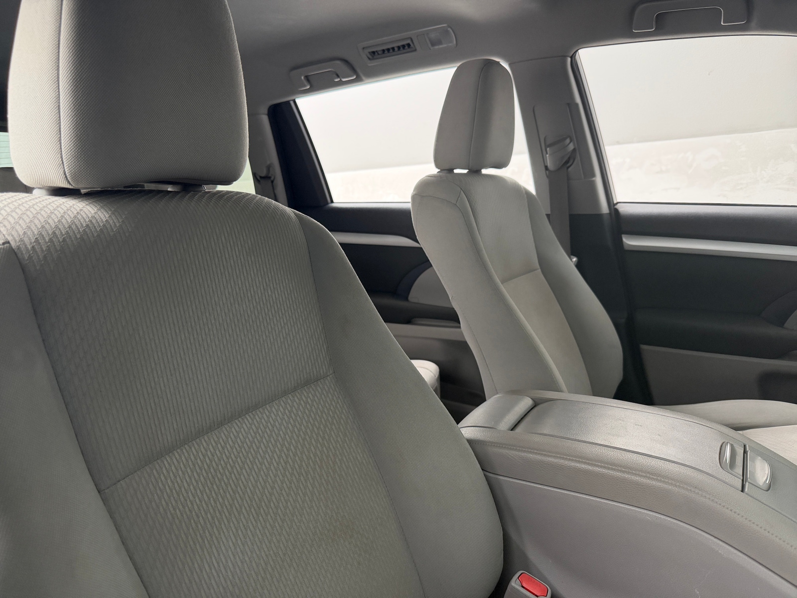 Thumbnail: 2018 Toyota Highlander - 2