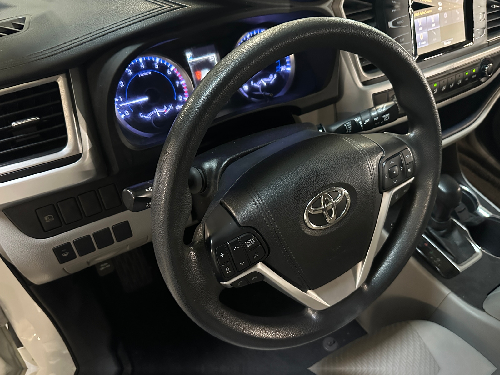Thumbnail: 2018 Toyota Highlander - 5