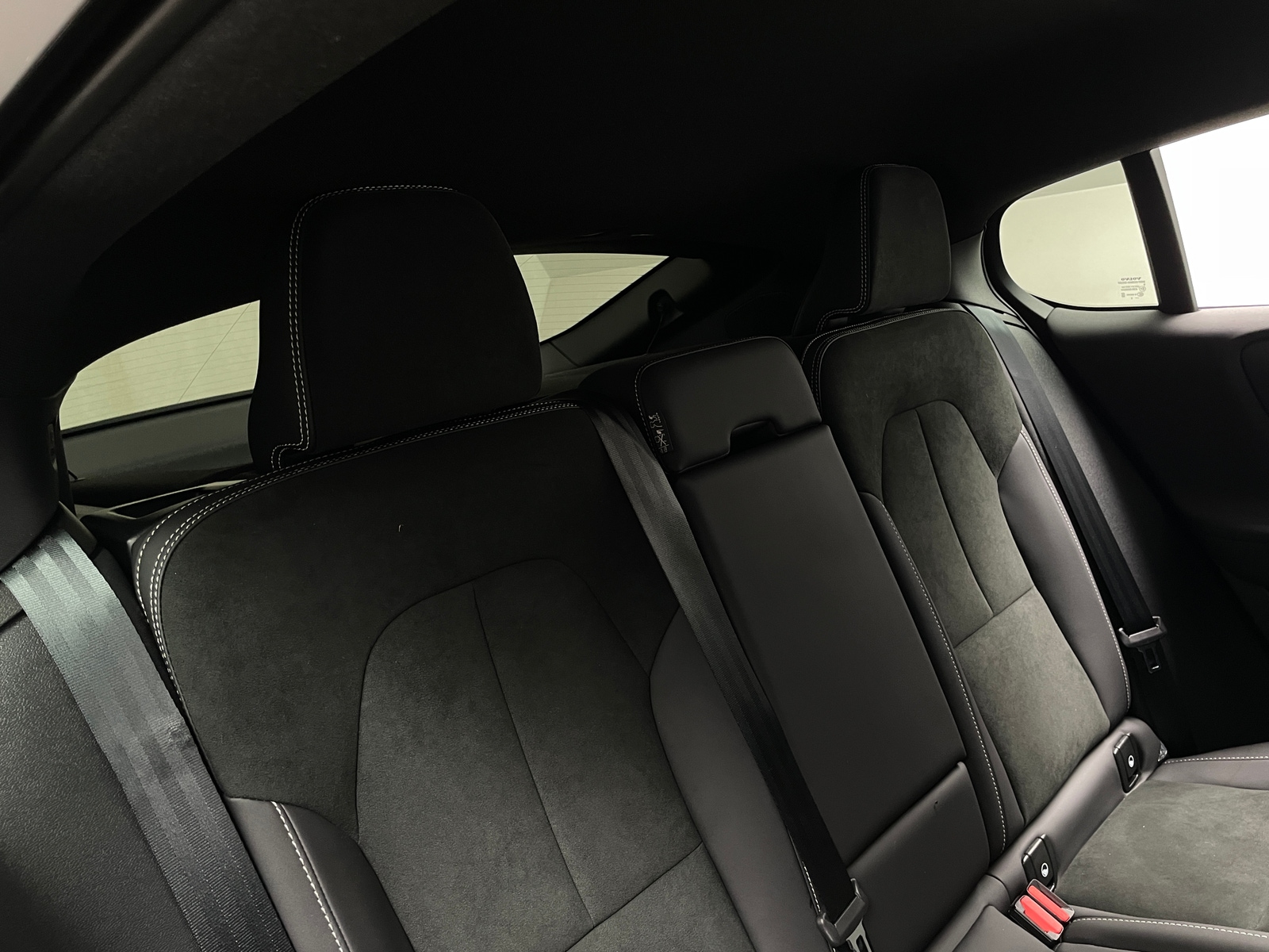 Thumbnail: 2023 Volvo C40 - 5