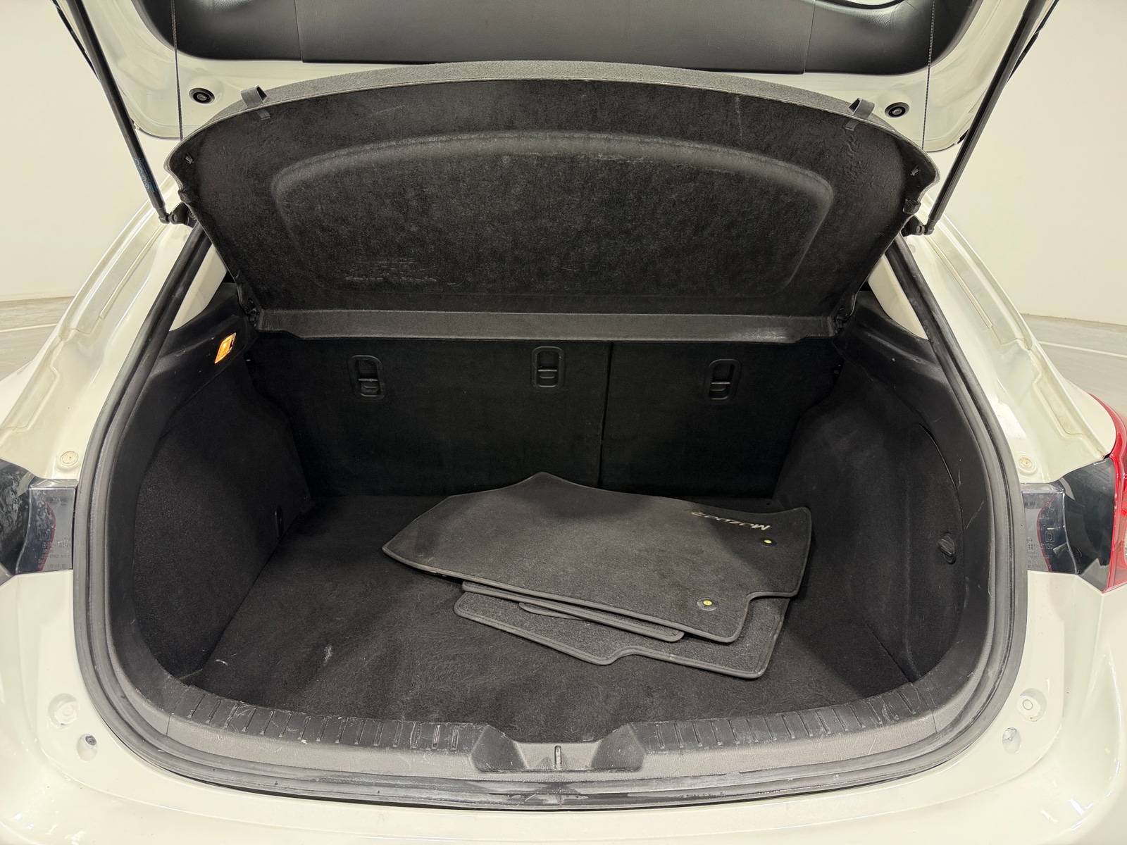 Thumbnail: 2014 Mazda Mazda3 - 6