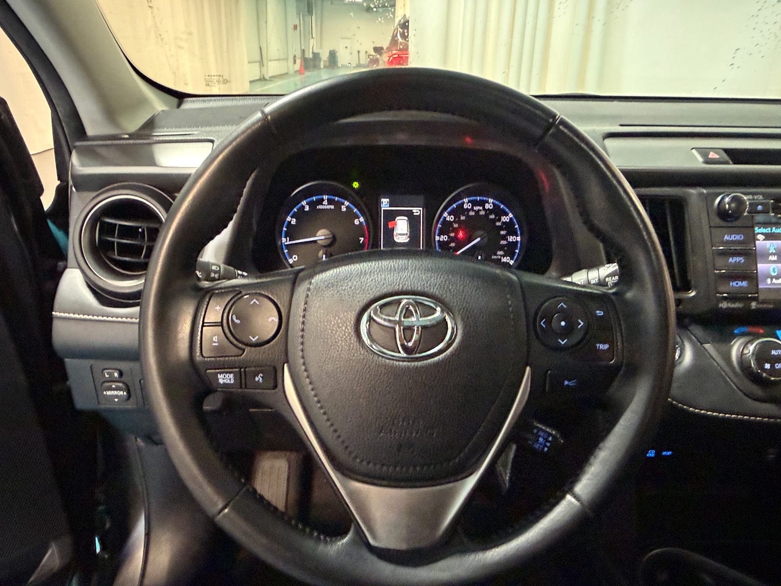 Thumbnail: 2017 Toyota RAV4 - 5
