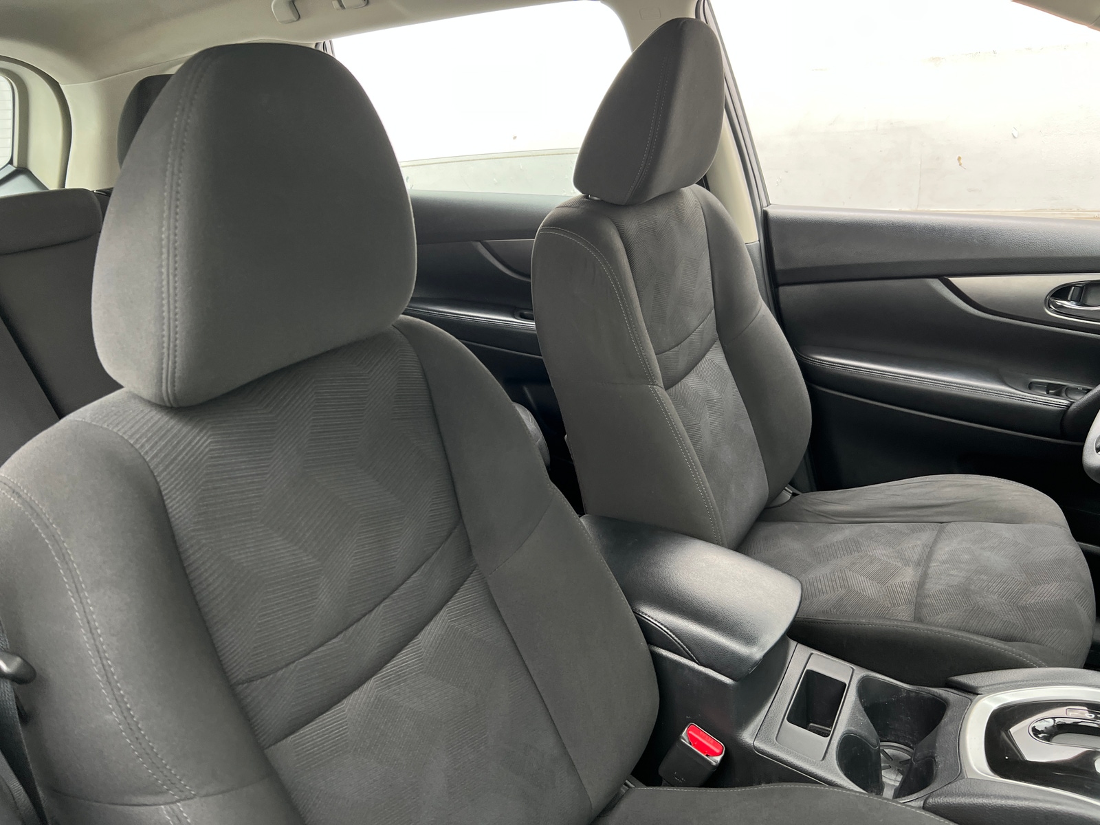 Thumbnail: 2016 Nissan Rogue - 2