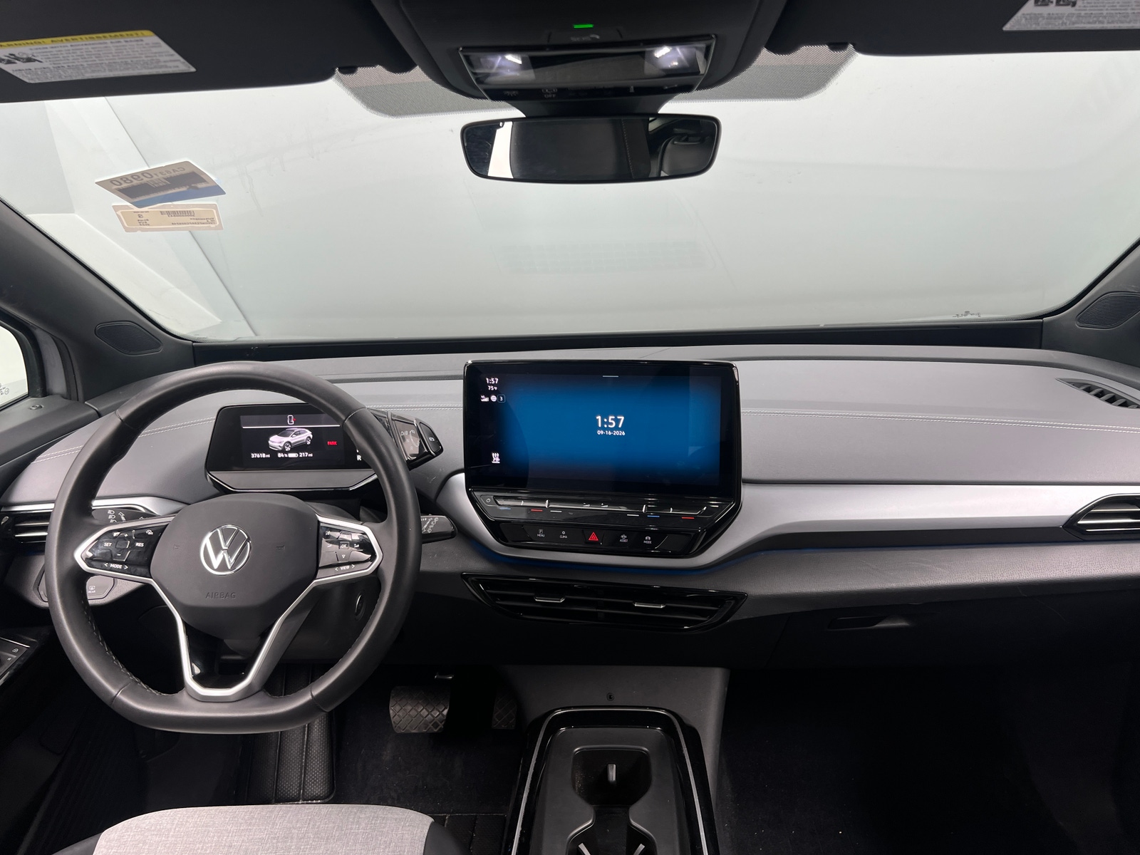 Thumbnail: 2023 Volkswagen ID.4 - 3