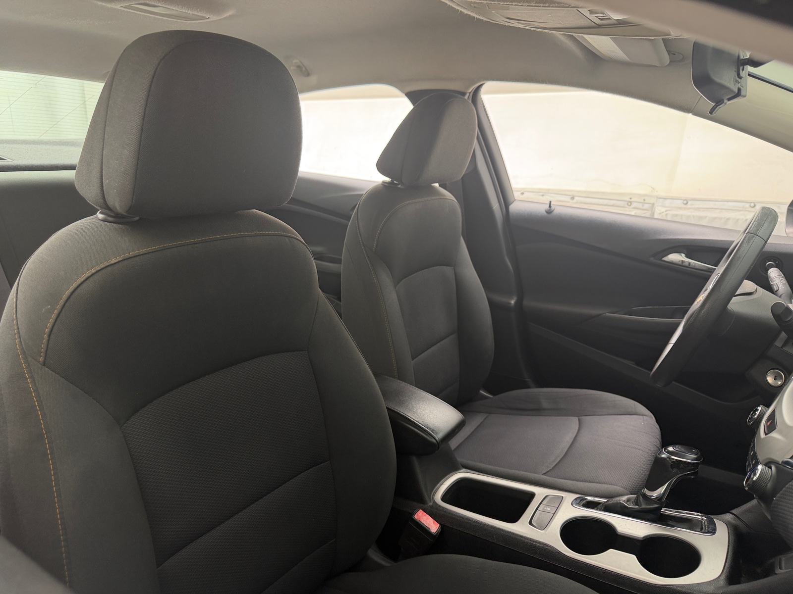 Thumbnail: 2017 Chevrolet Cruze - 2