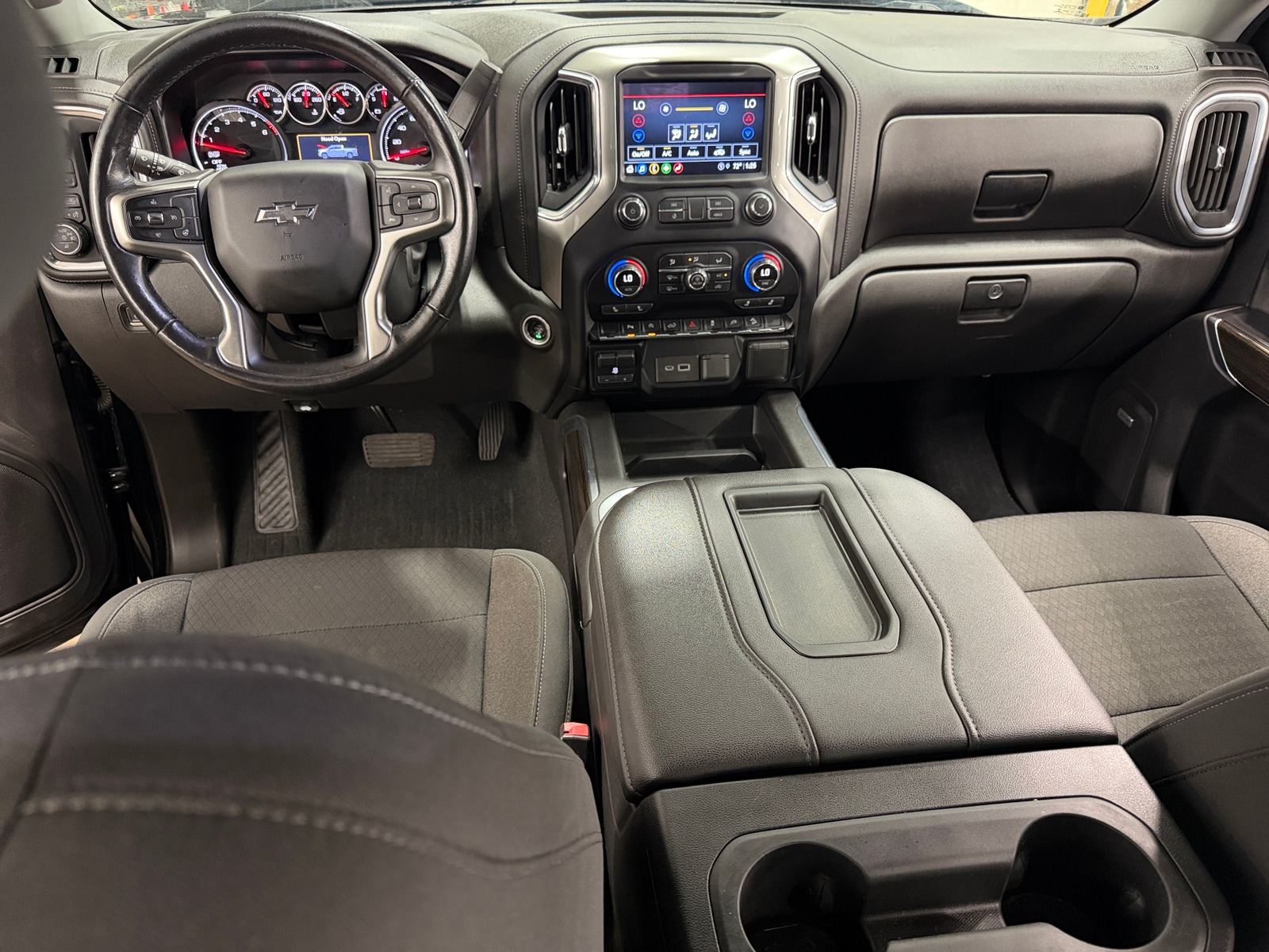 Thumbnail: 2021 Chevrolet Silverado 1500 - 3