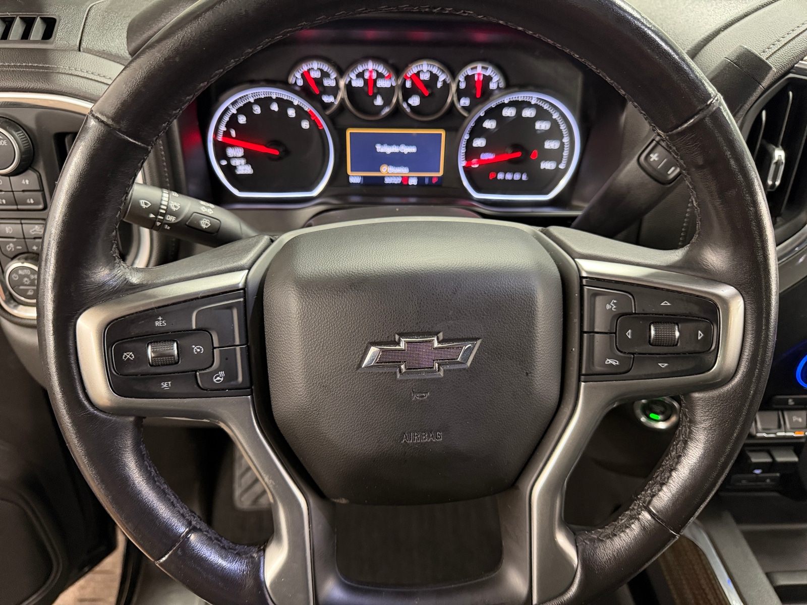 Thumbnail: 2021 Chevrolet Silverado 1500 - 5