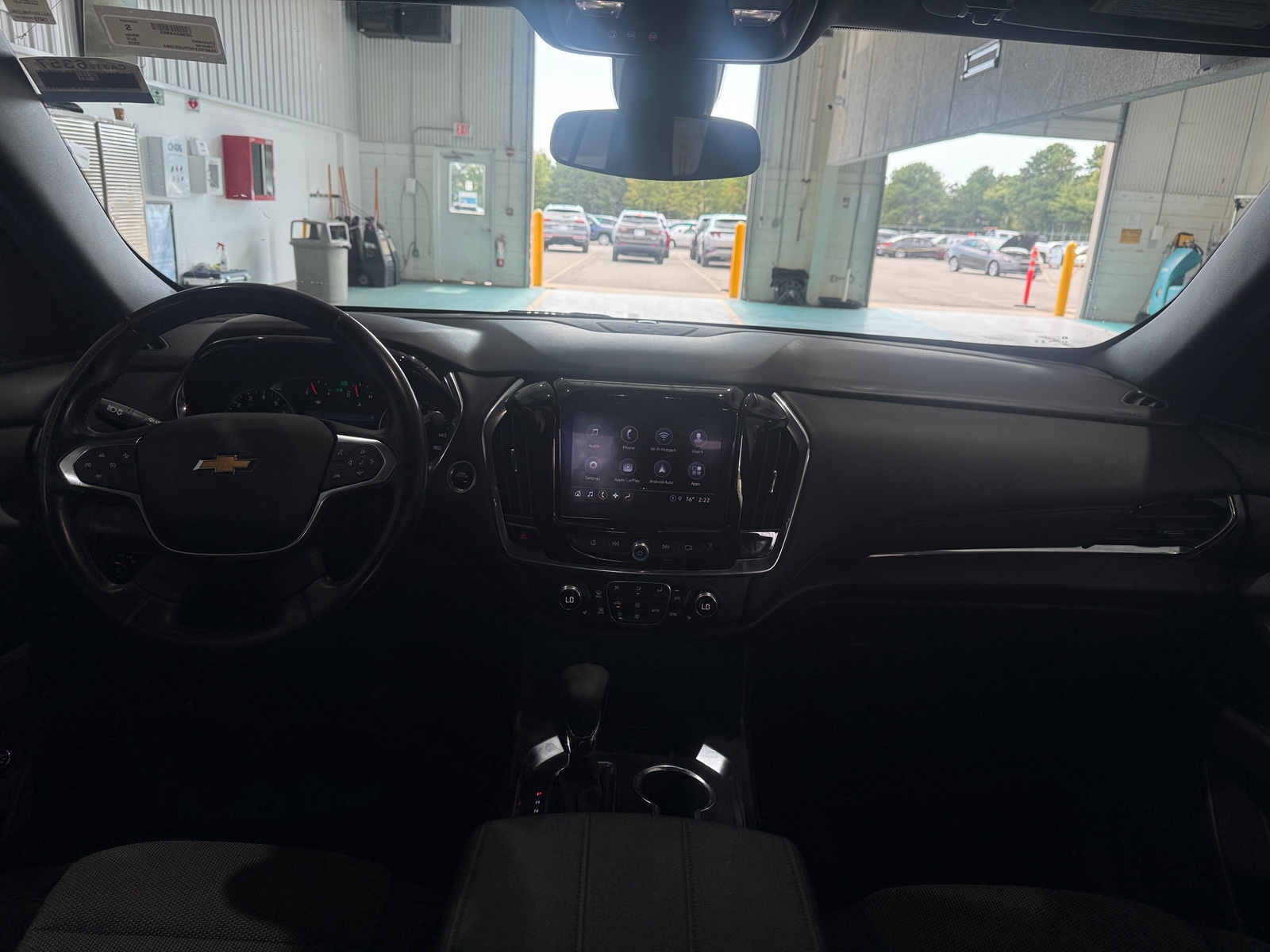 Thumbnail: 2023 Chevrolet Traverse - 3