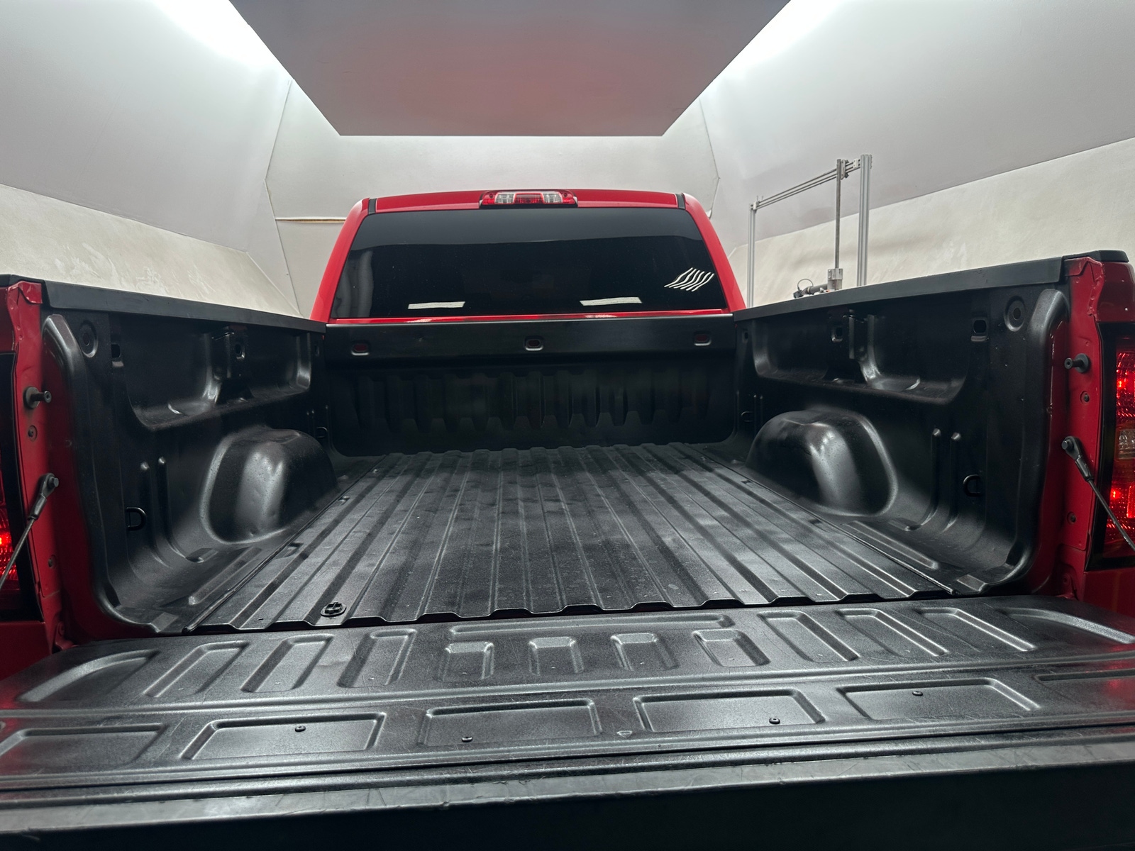 Thumbnail: 2019 Chevrolet Silverado 1500 - 7