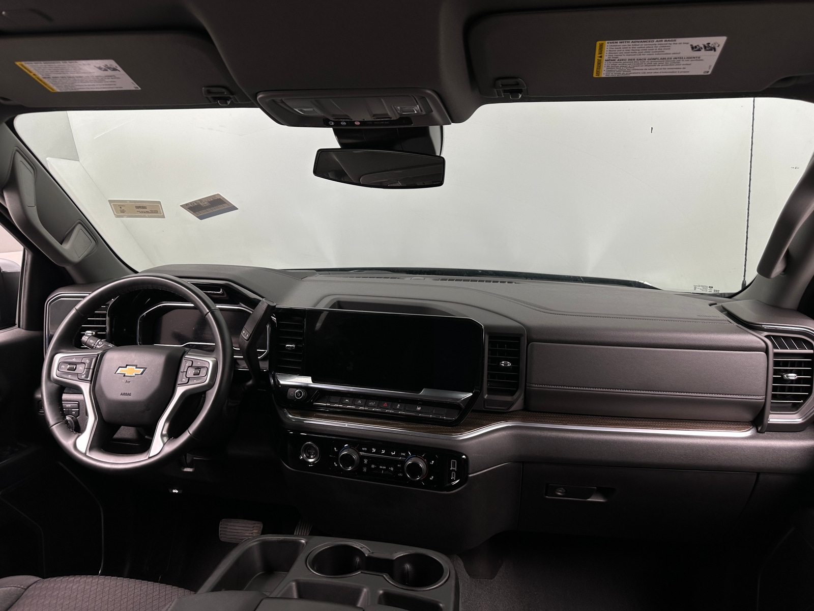 Thumbnail: 2024 Chevrolet Silverado 1500 - 3
