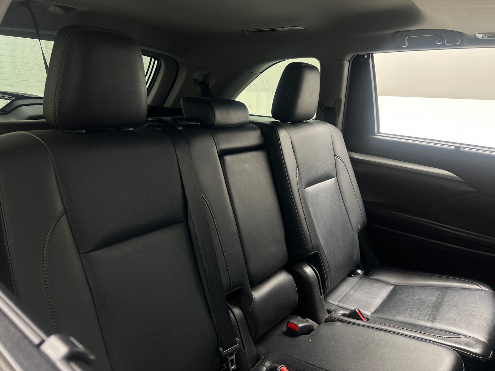 Thumbnail: 2019 Toyota Highlander - 5