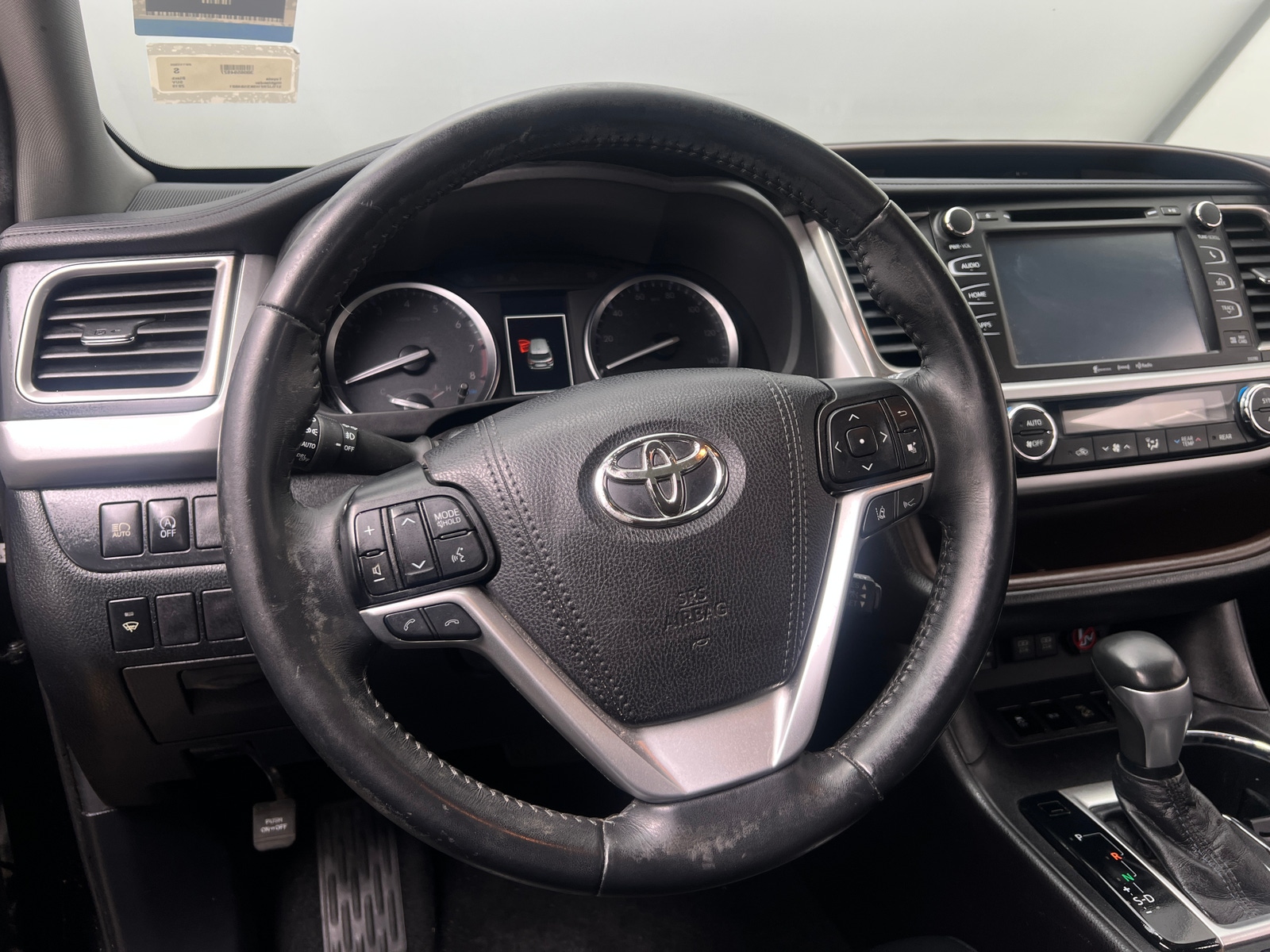 Thumbnail: 2019 Toyota Highlander - 4