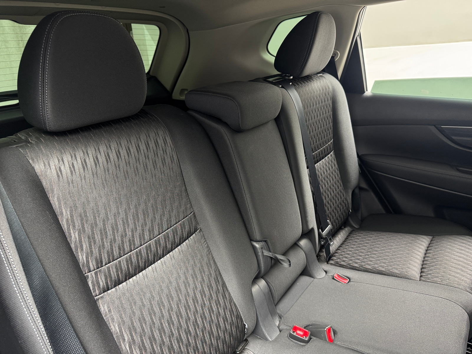 Thumbnail: 2019 Nissan Rogue - 6
