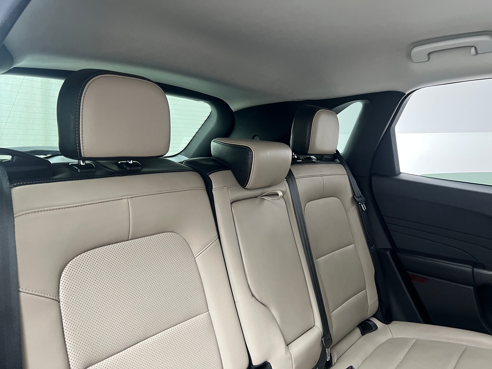 Thumbnail: 2021 Ford Escape - 5