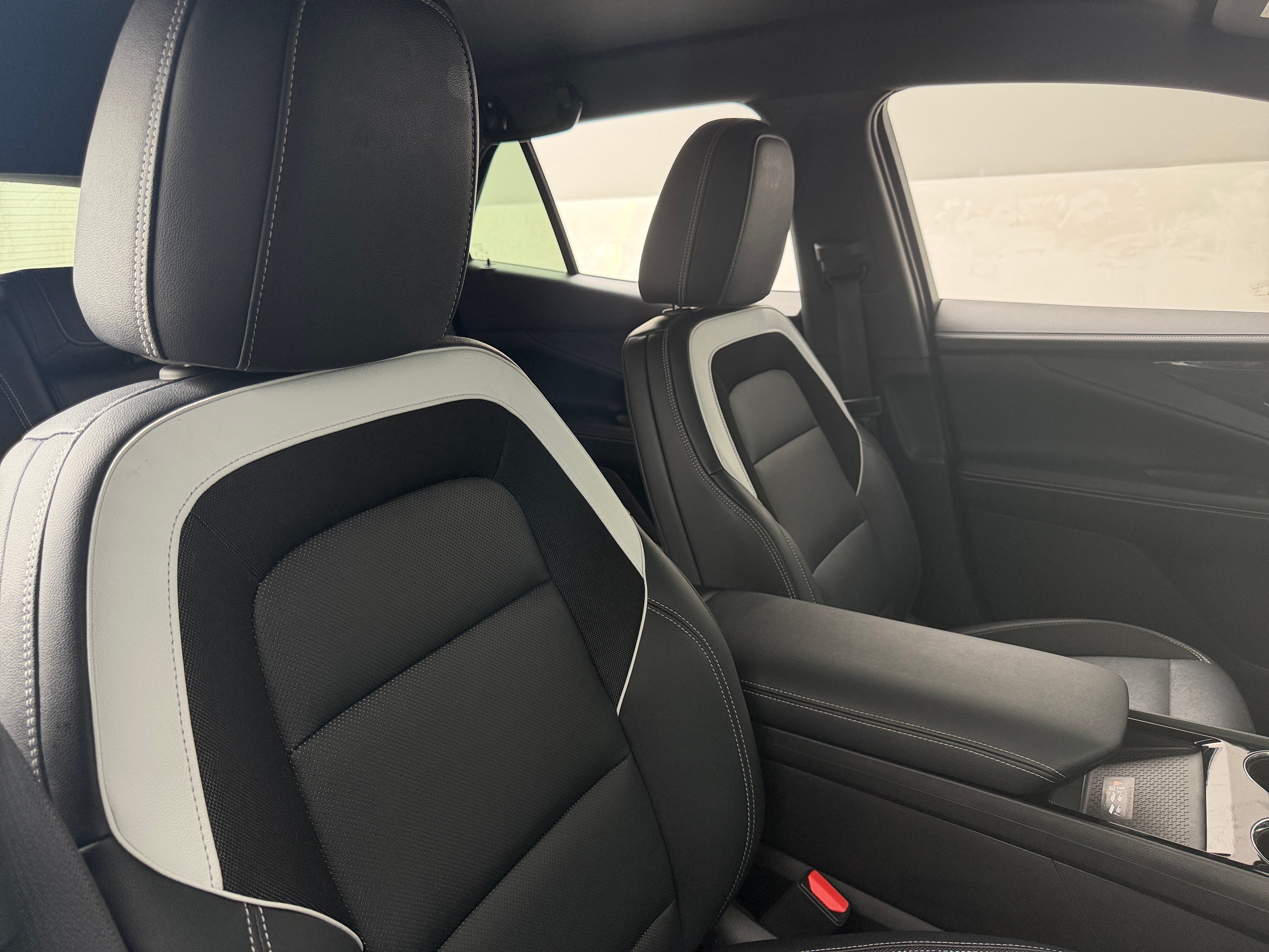 Used 2024 Chevrolet Blazer EV LT with VIN 3GNKDBRJ5RS291225 for sale in Auburn, WA
