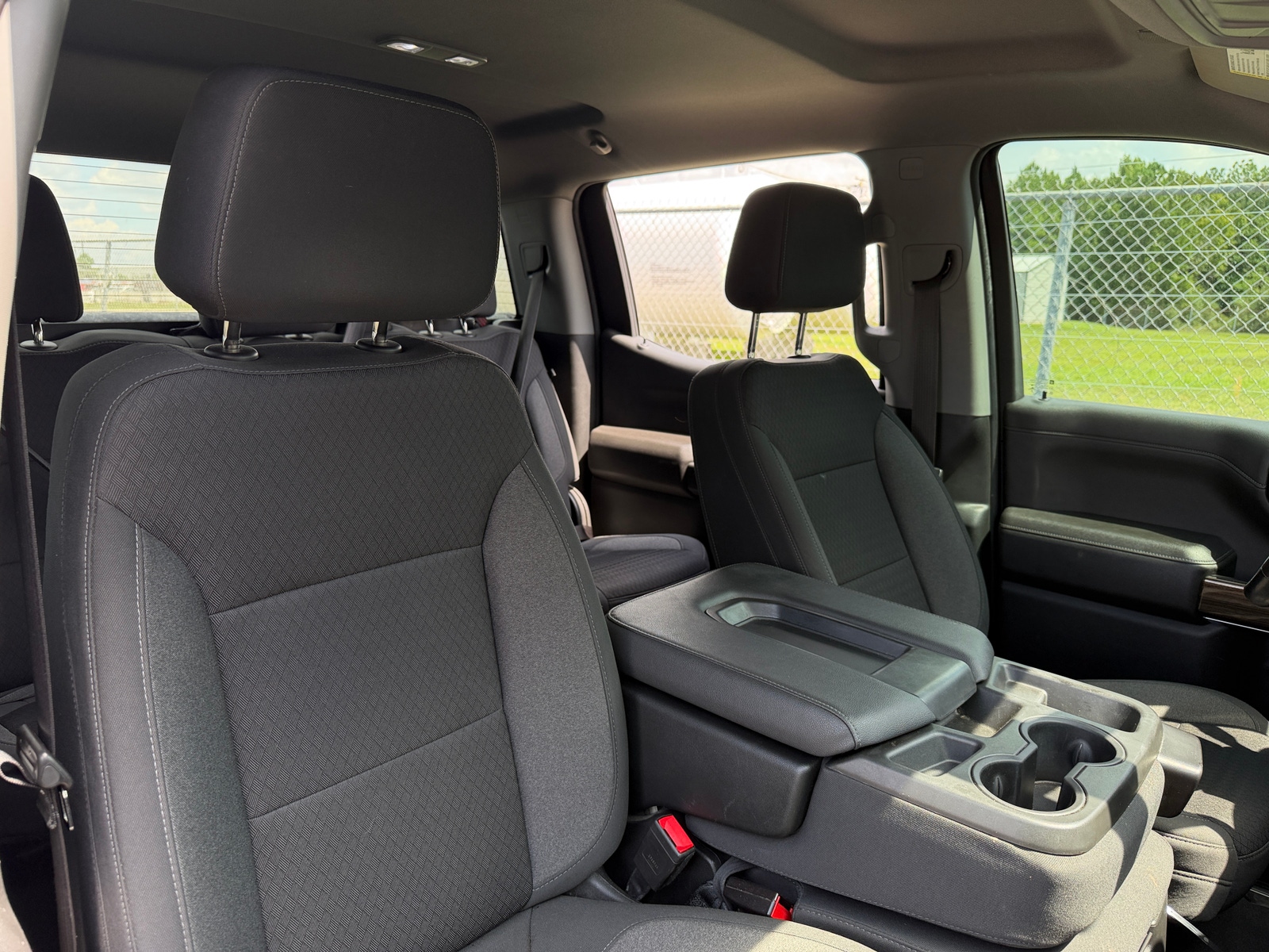 Thumbnail: 2022 Chevrolet Silverado 1500 - 2