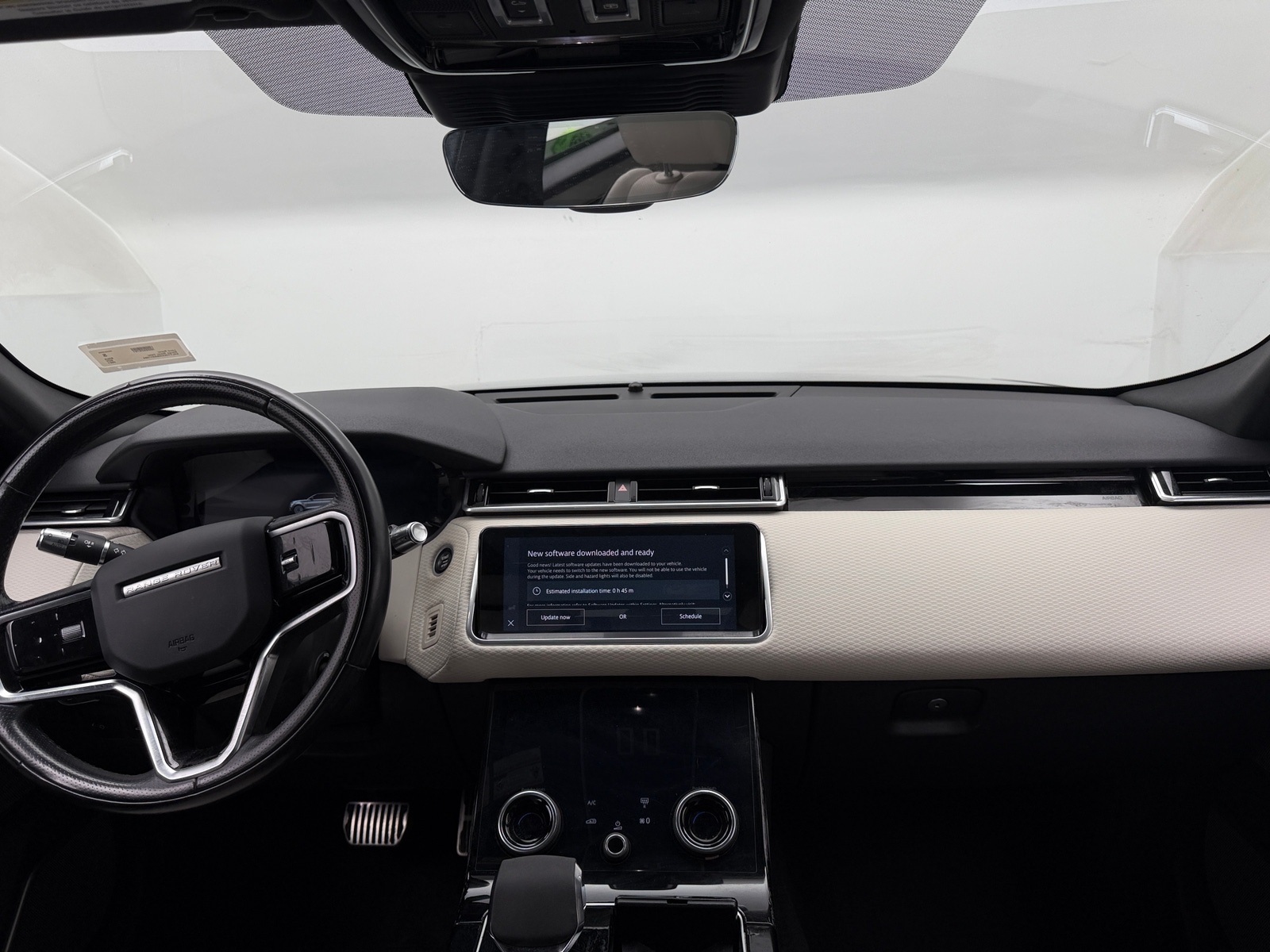 Thumbnail: 2021 Land Rover Range Rover Velar - 3