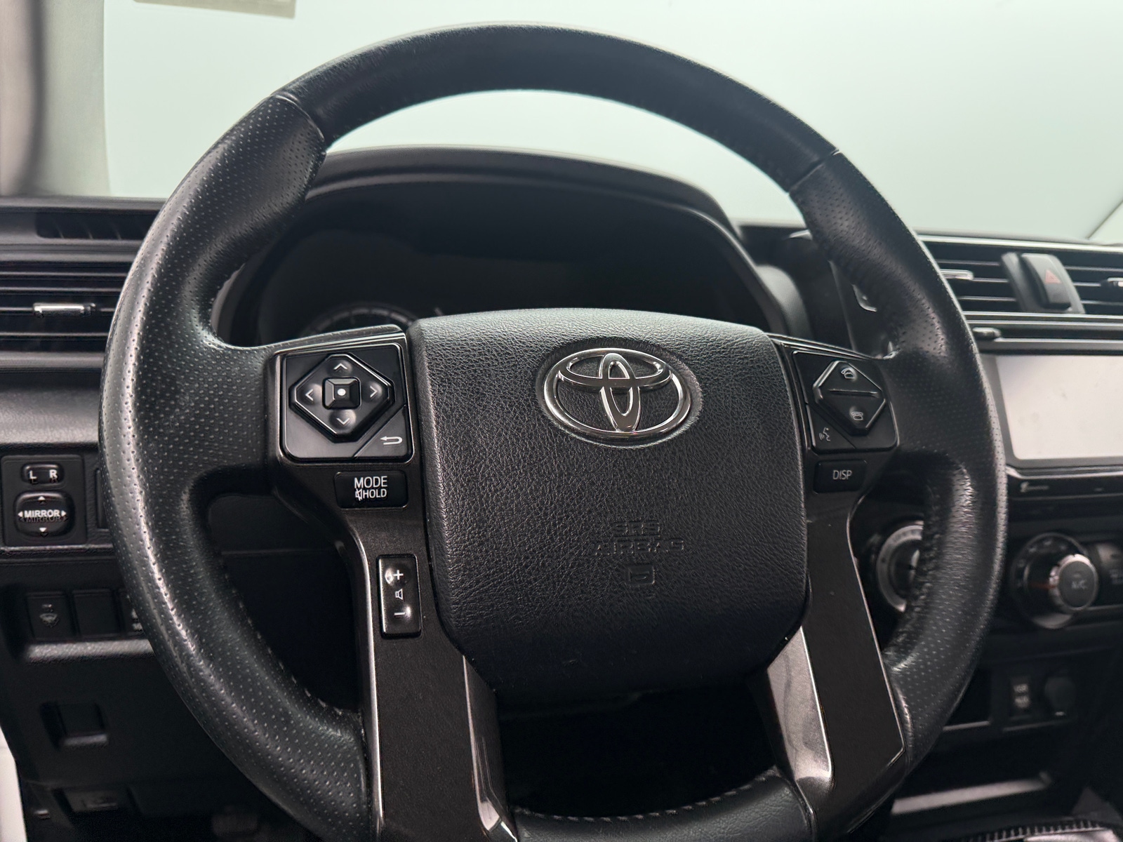 Thumbnail: 2018 Toyota 4Runner - 5