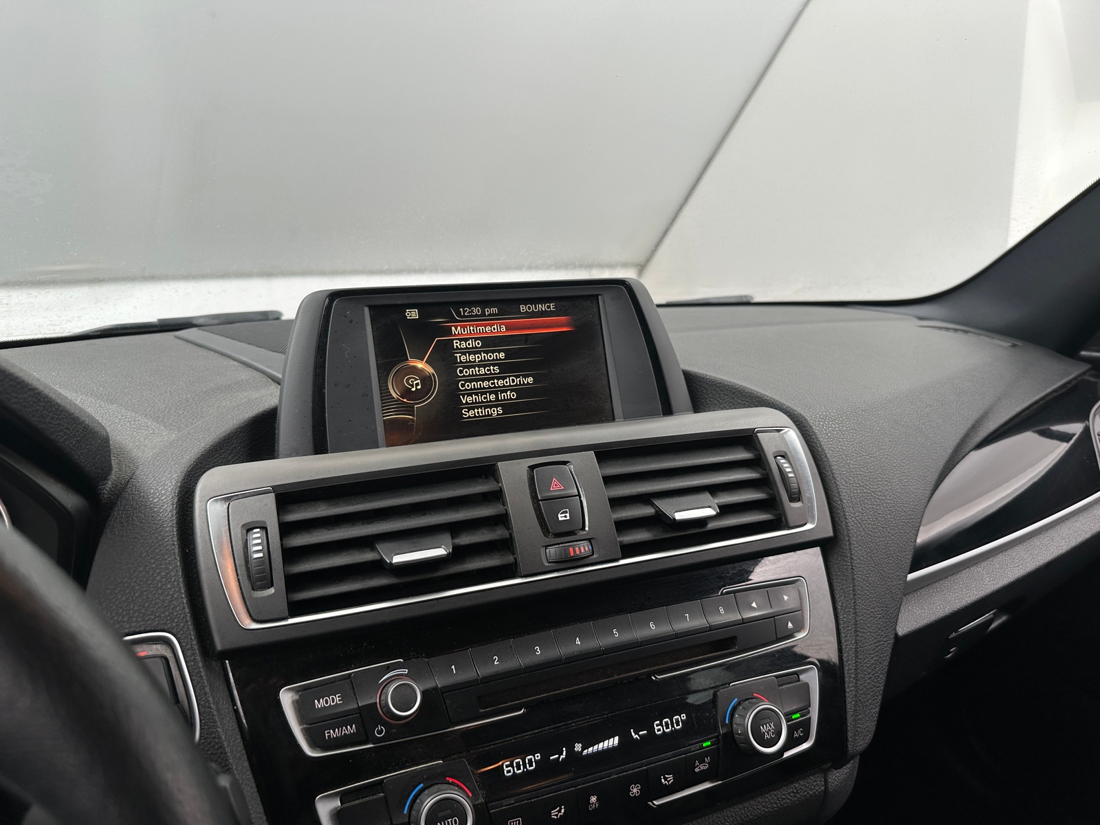 Thumbnail: 2016 BMW 2 Series - 2