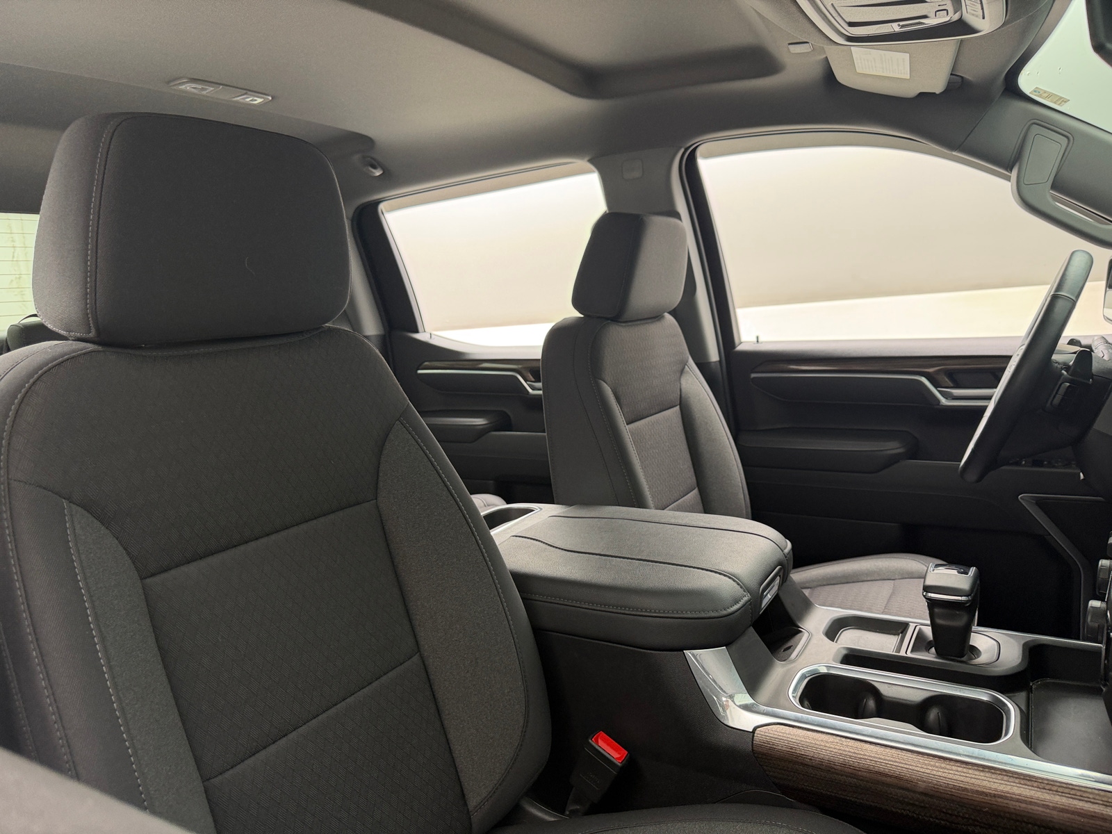 Thumbnail: 2026 Chevrolet Silverado 1500 - 2