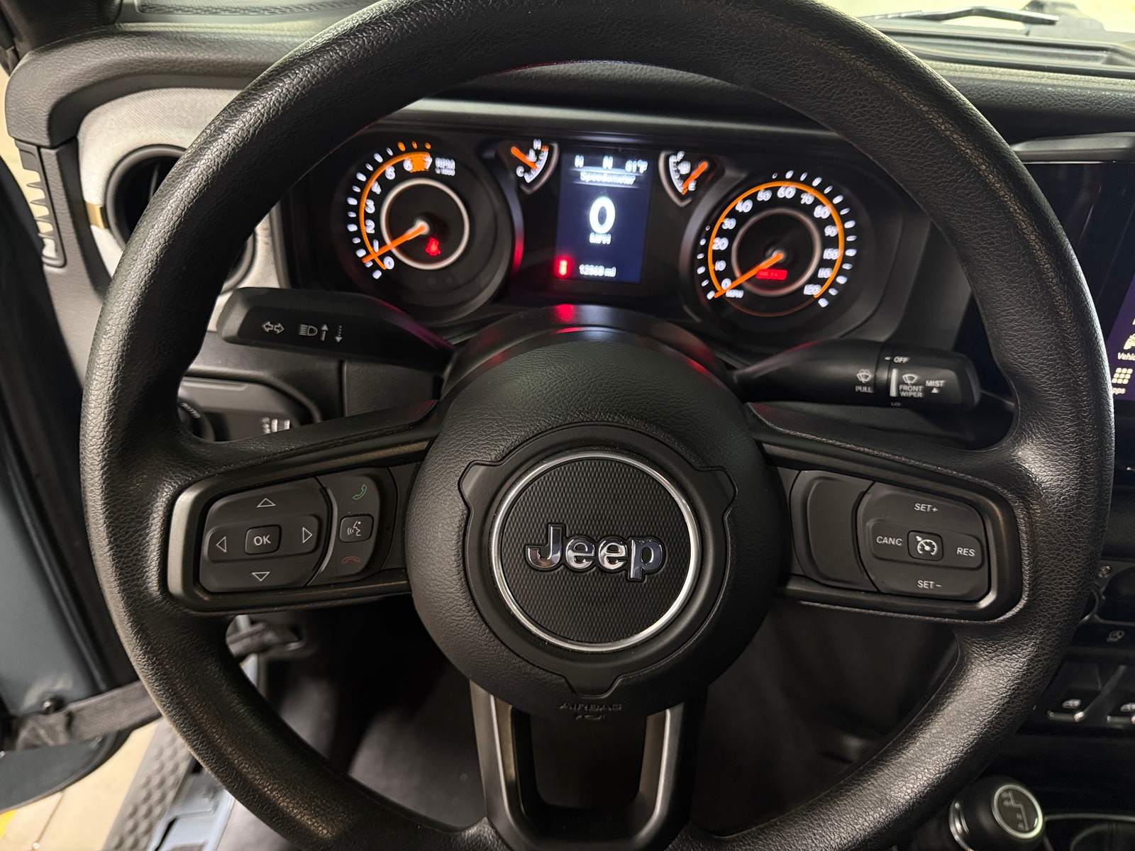 Thumbnail: 2025 Jeep Wrangler - 5