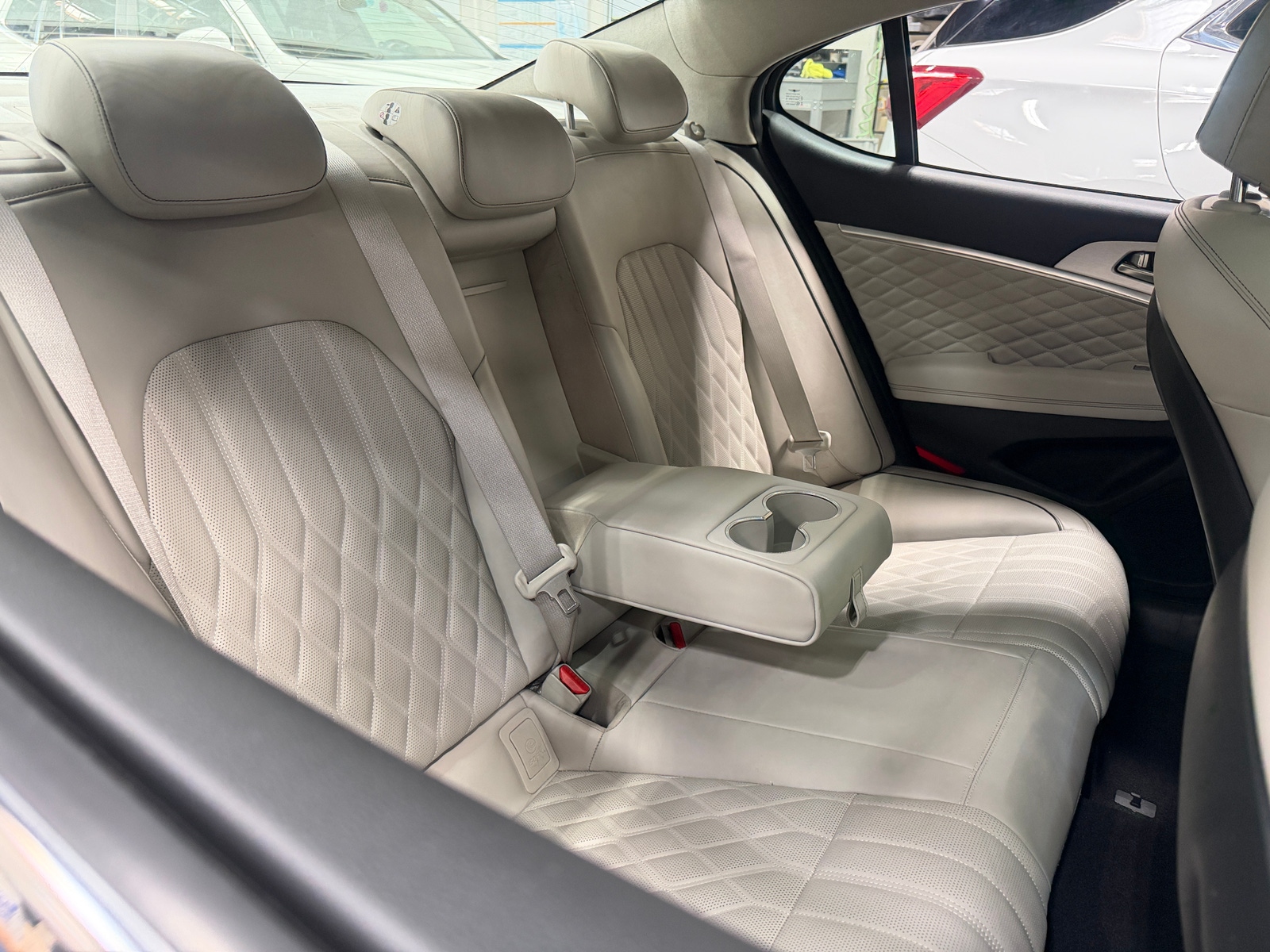 Thumbnail: 2019 Genesis G70 - 5
