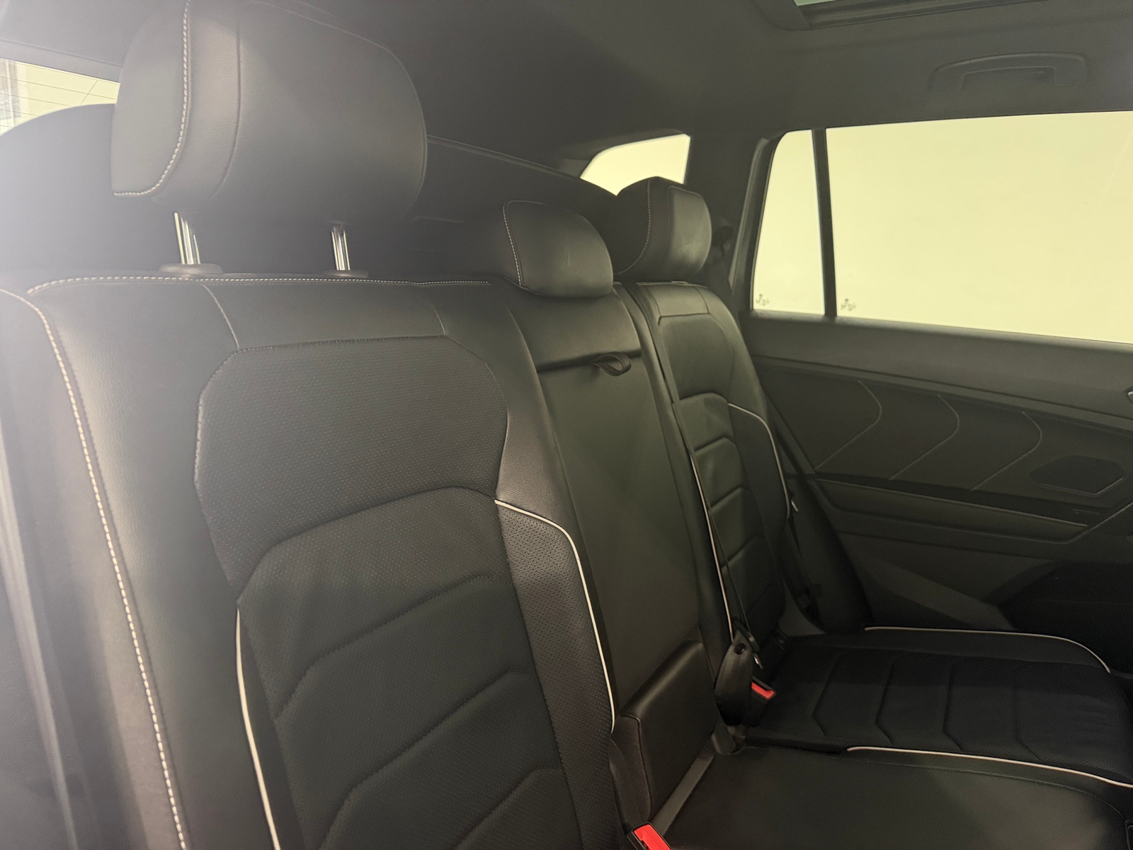 Thumbnail: 2024 Volkswagen Tiguan - 6