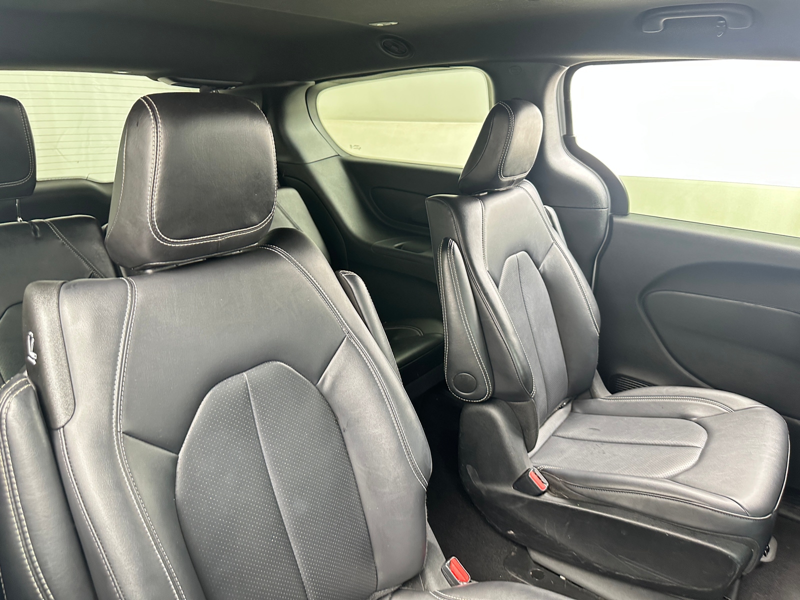Thumbnail: 2024 Chrysler Pacifica - 5