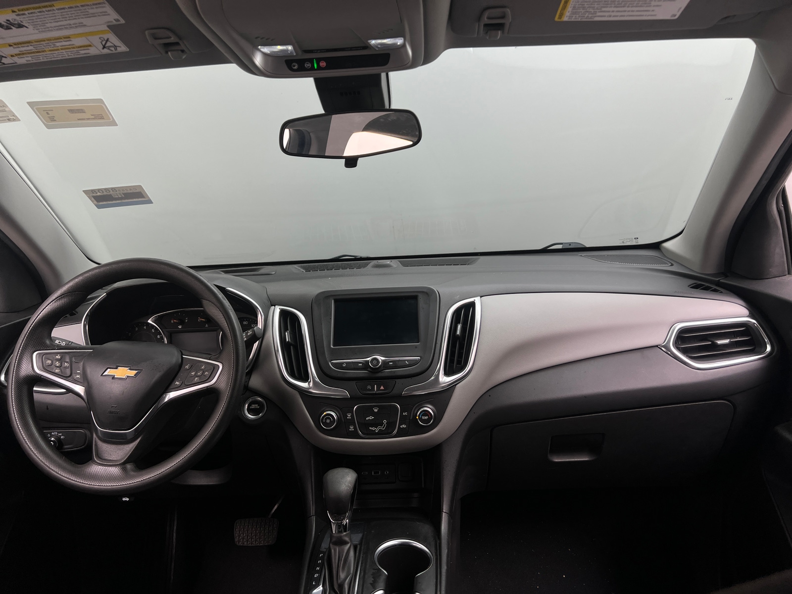 Thumbnail: 2022 Chevrolet Equinox - 3