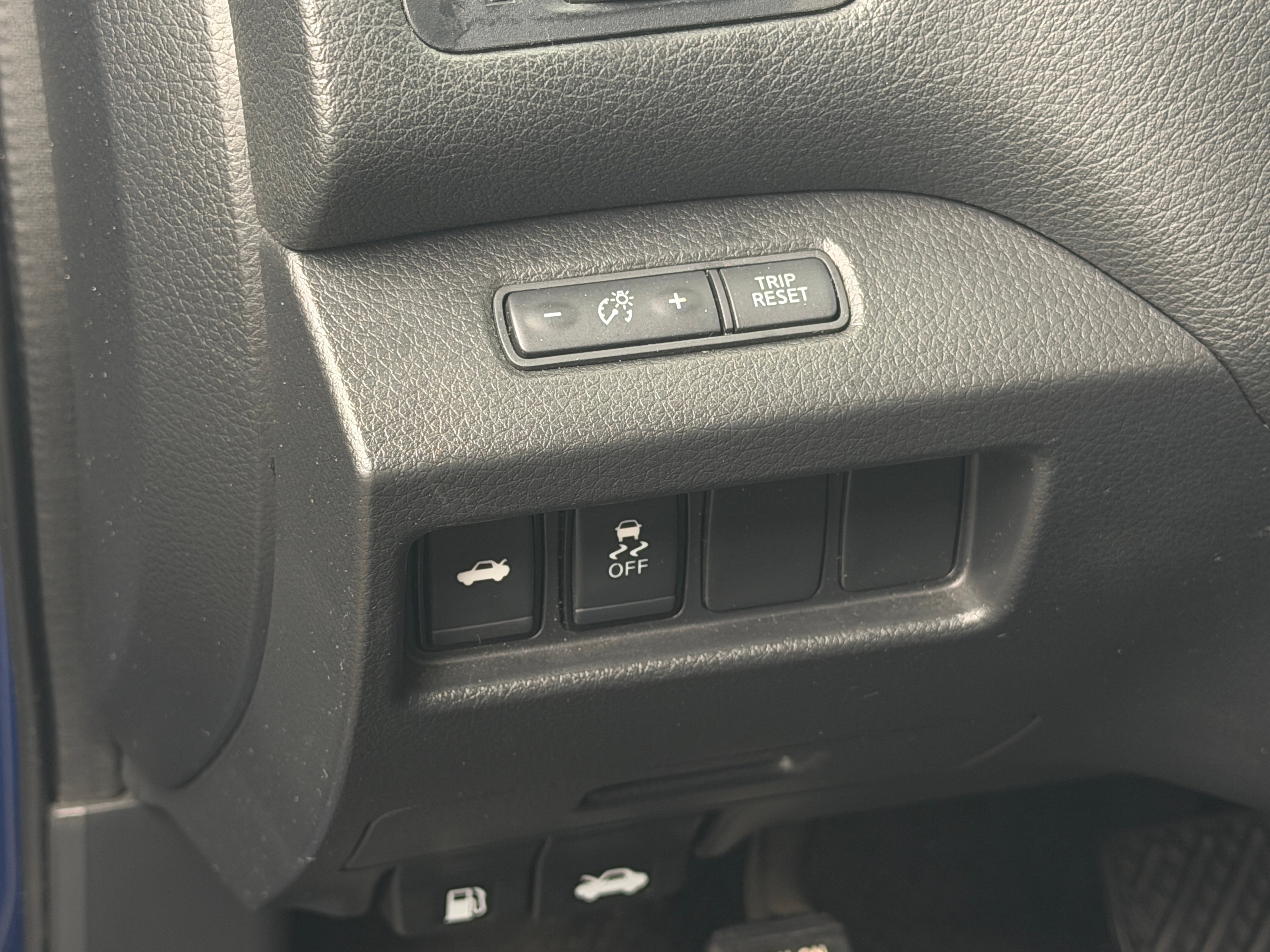 Used 2018 Nissan Altima SR with VIN 1N4AL3AP1JC229186 for sale in South Chesterfield, VA