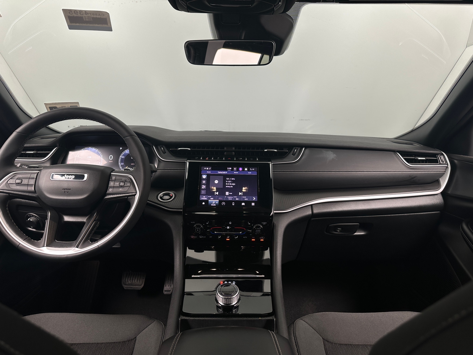 Thumbnail: 2025 Jeep Grand Cherokee L - 3