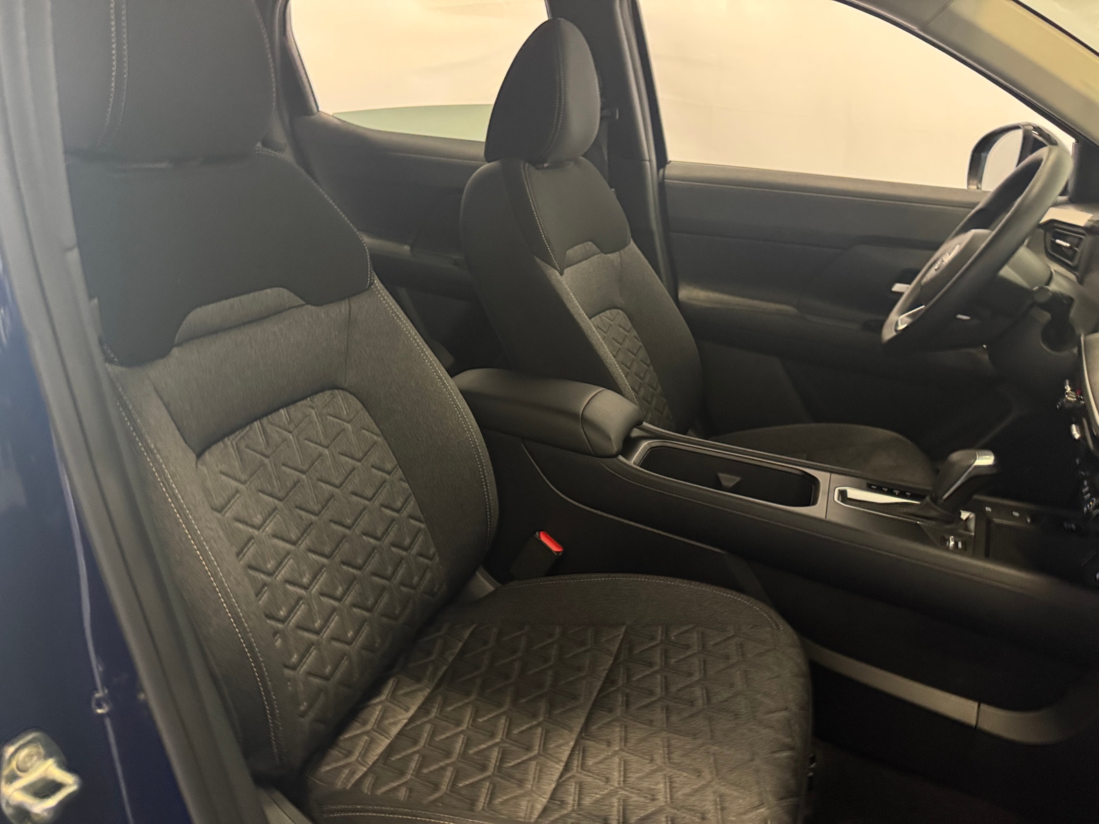 Thumbnail: 2026 Nissan Kicks - 2