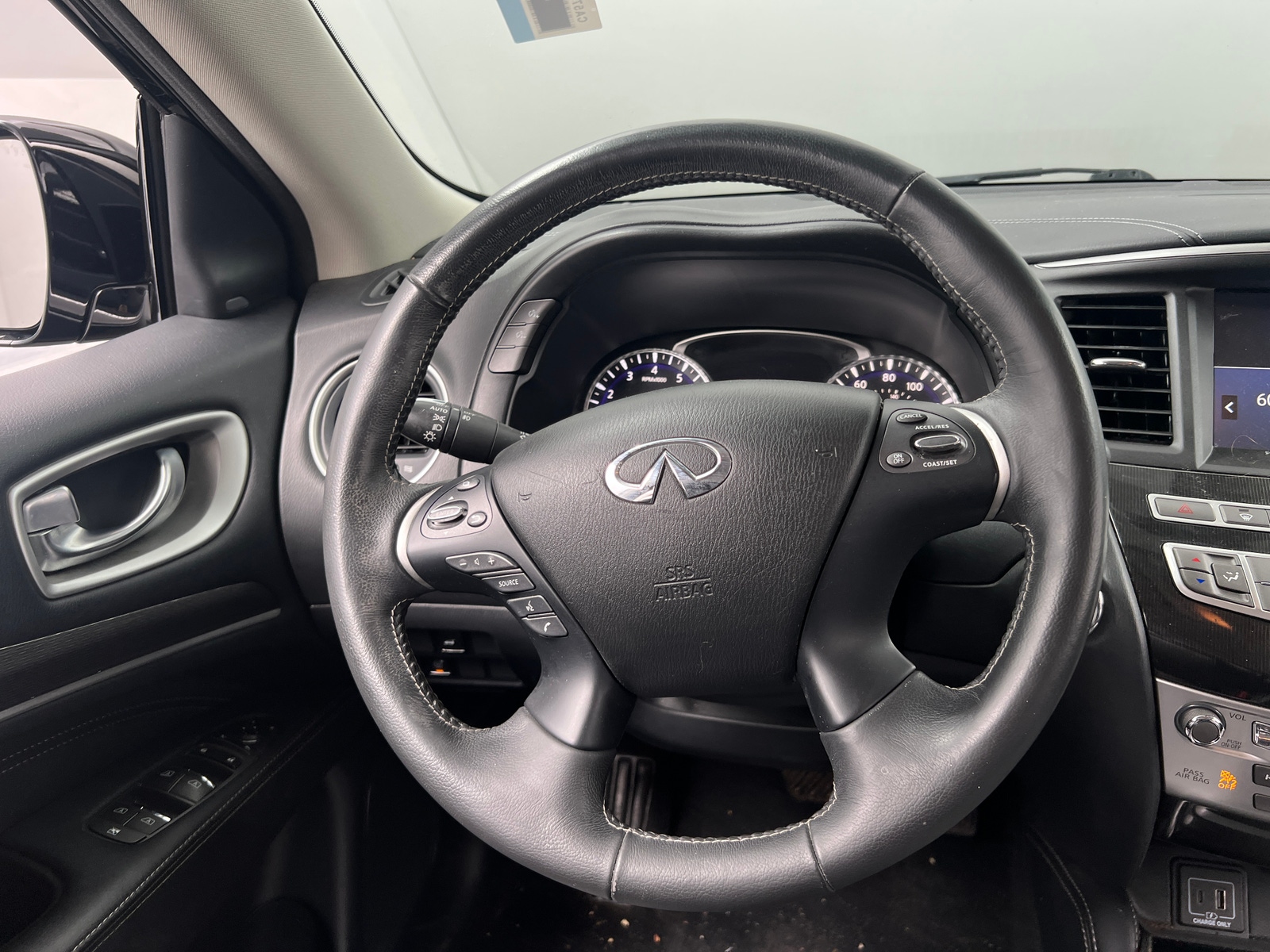 Thumbnail: 2020 INFINITI QX60 - 4