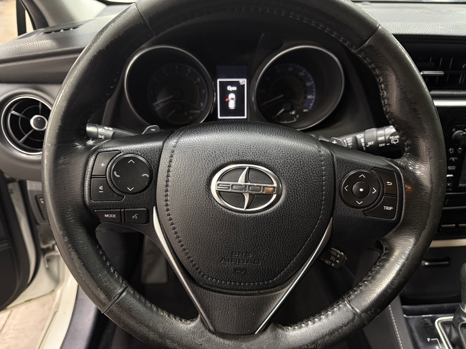 Thumbnail: 2016 Scion iM - 5
