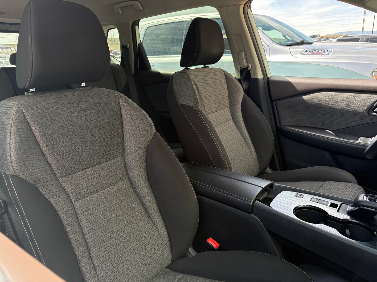 Thumbnail: 2021 Nissan Rogue - 2