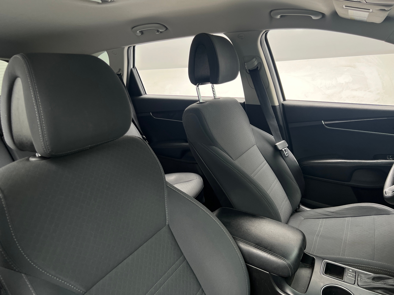 Thumbnail: 2016 Kia Sorento - 2